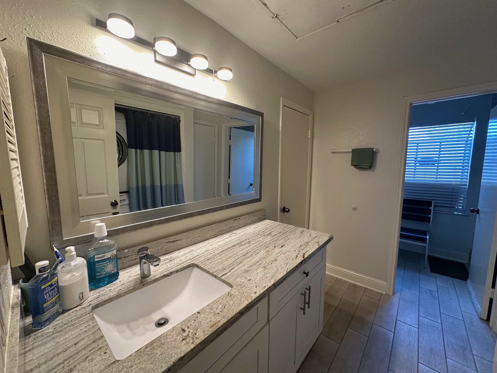 9809 Richmond Ave, Unit J-12 Property Photo 13