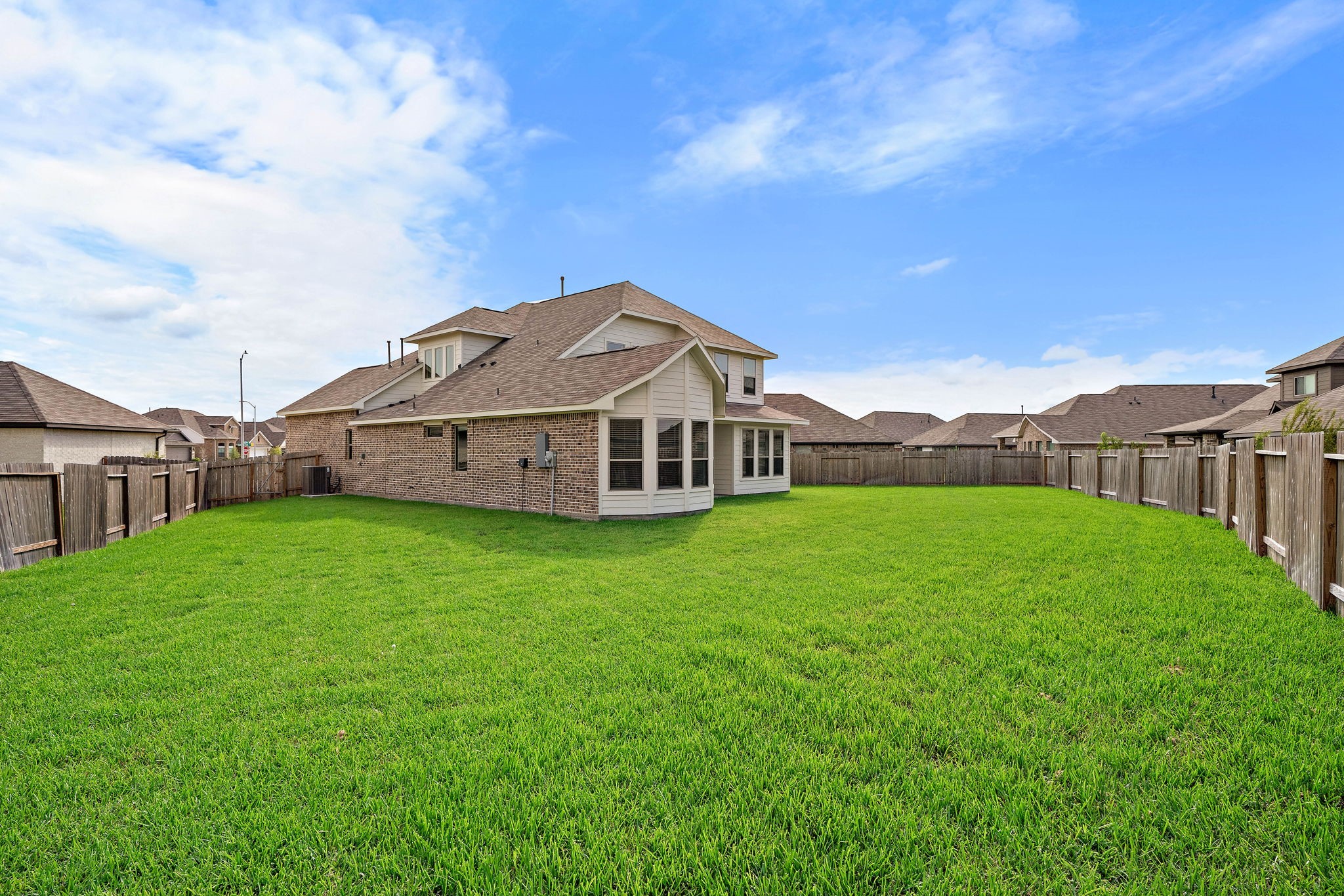8706 Sunbury Oak Circle Property Photo 22