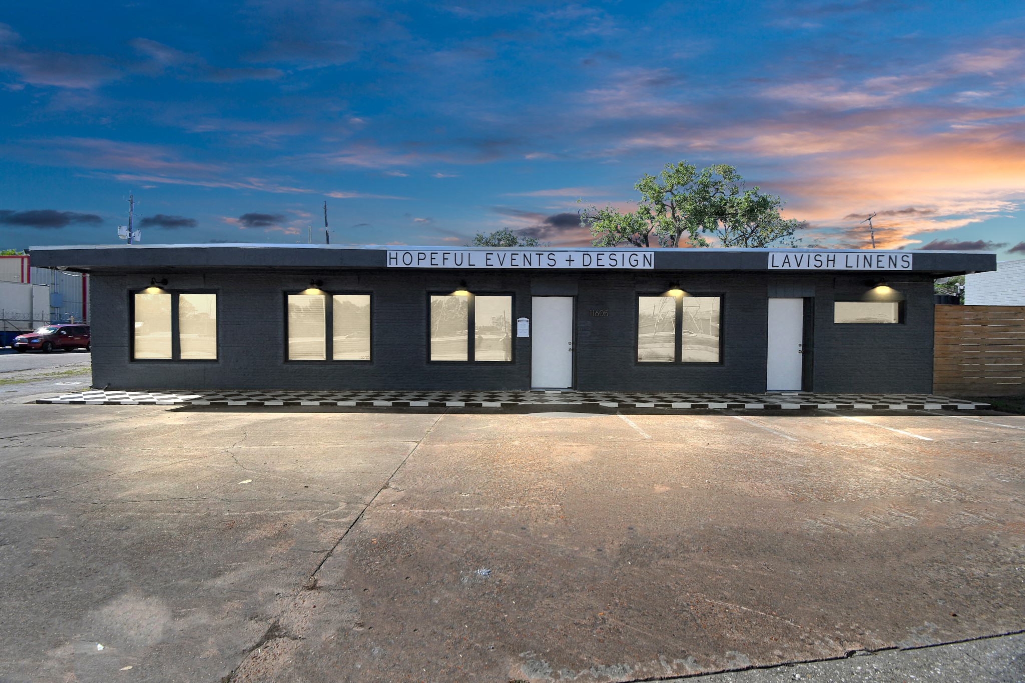 11605 W Hardy Road Property Photo 1