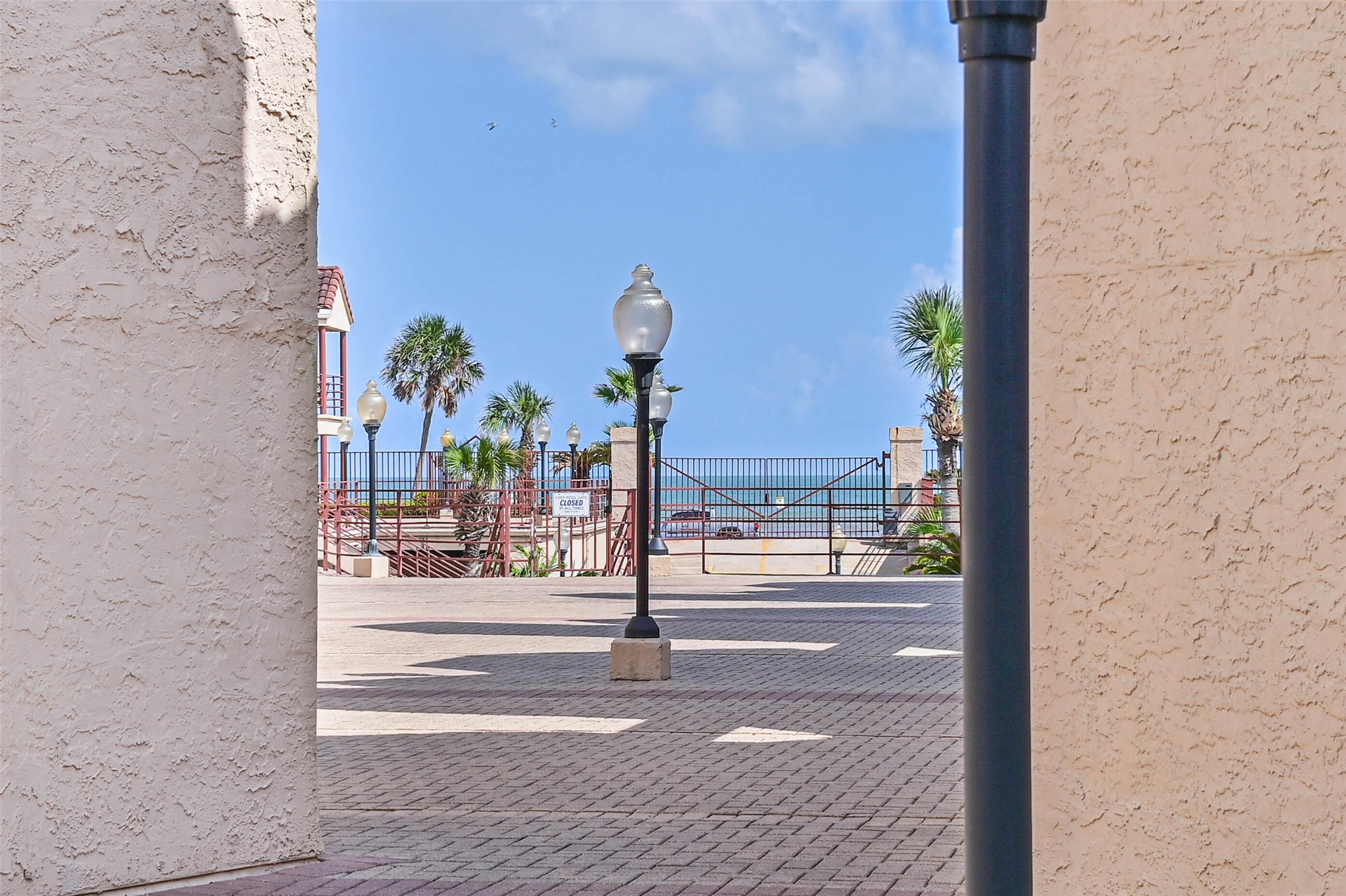 7312 Seawall Boulevard 112 Property Photo 1