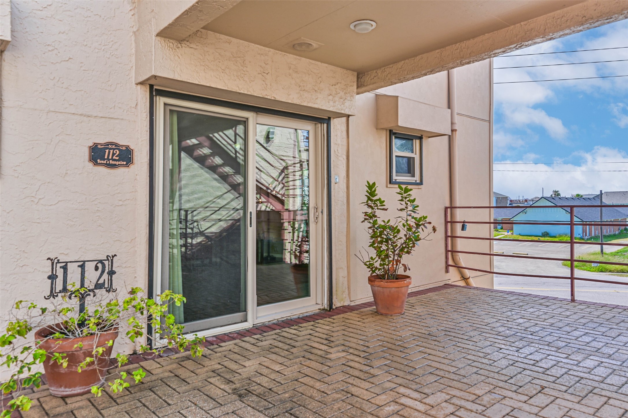 7312 Seawall Boulevard 112 Property Photo 2