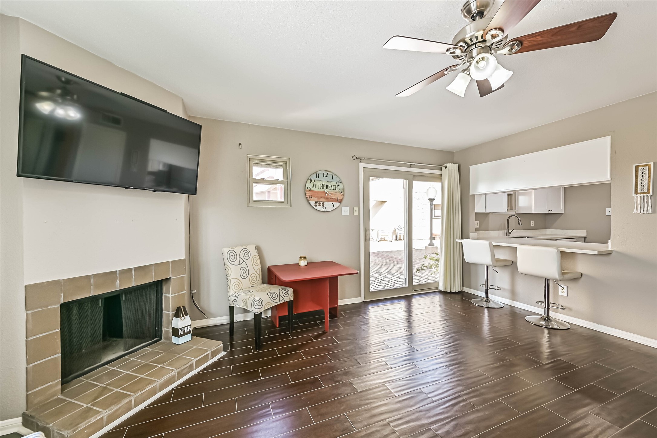 7312 Seawall Boulevard 112 Property Photo 4