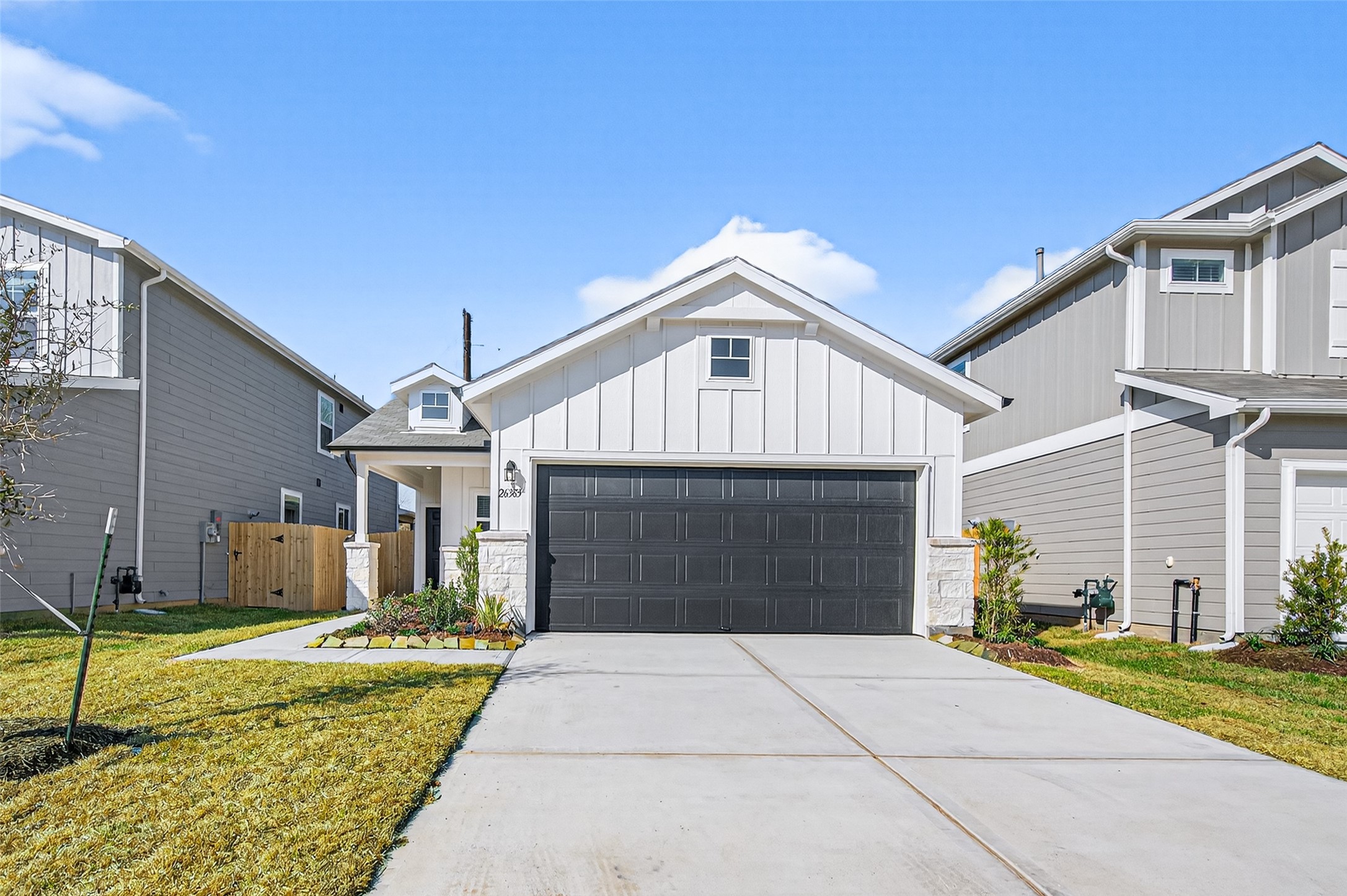 26383 Cedar Sedge Drive Property Photo 1