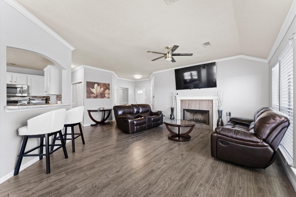 4511 Hunter Green Court Property Photo 9