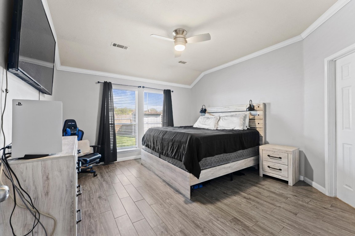 4511 Hunter Green Court Property Photo 17