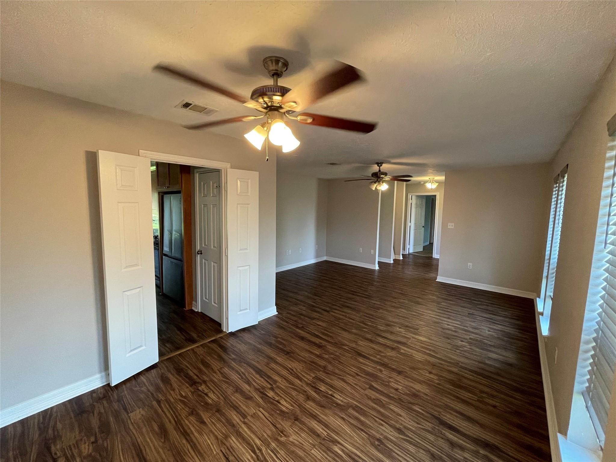 16510 Oxnard Lane Property Photo 8