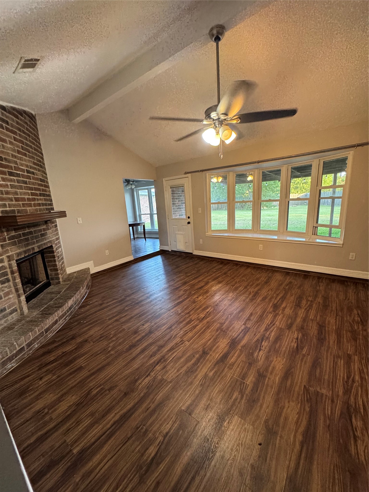16510 Oxnard Lane Property Photo 9