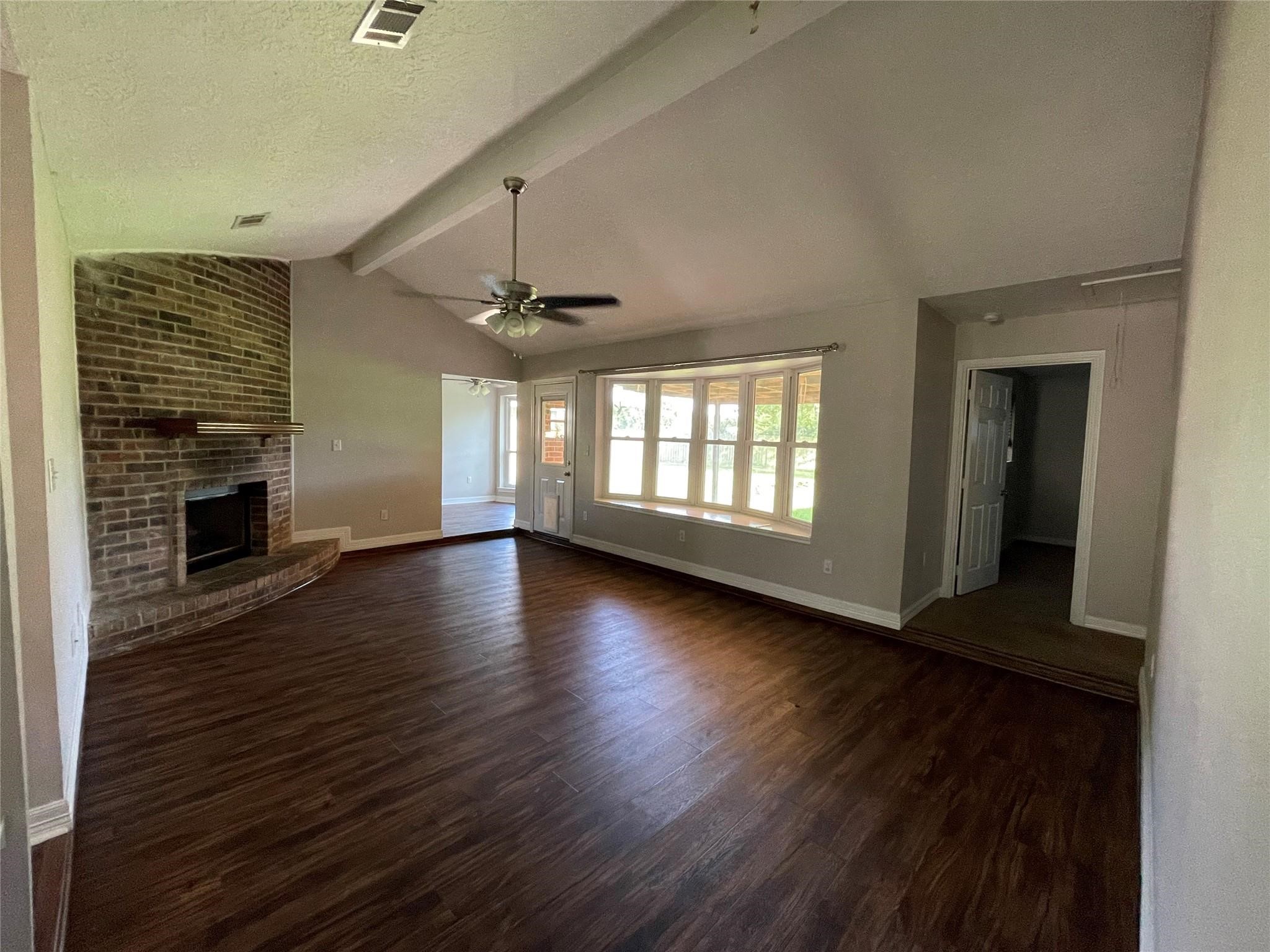 16510 Oxnard Lane Property Photo 11