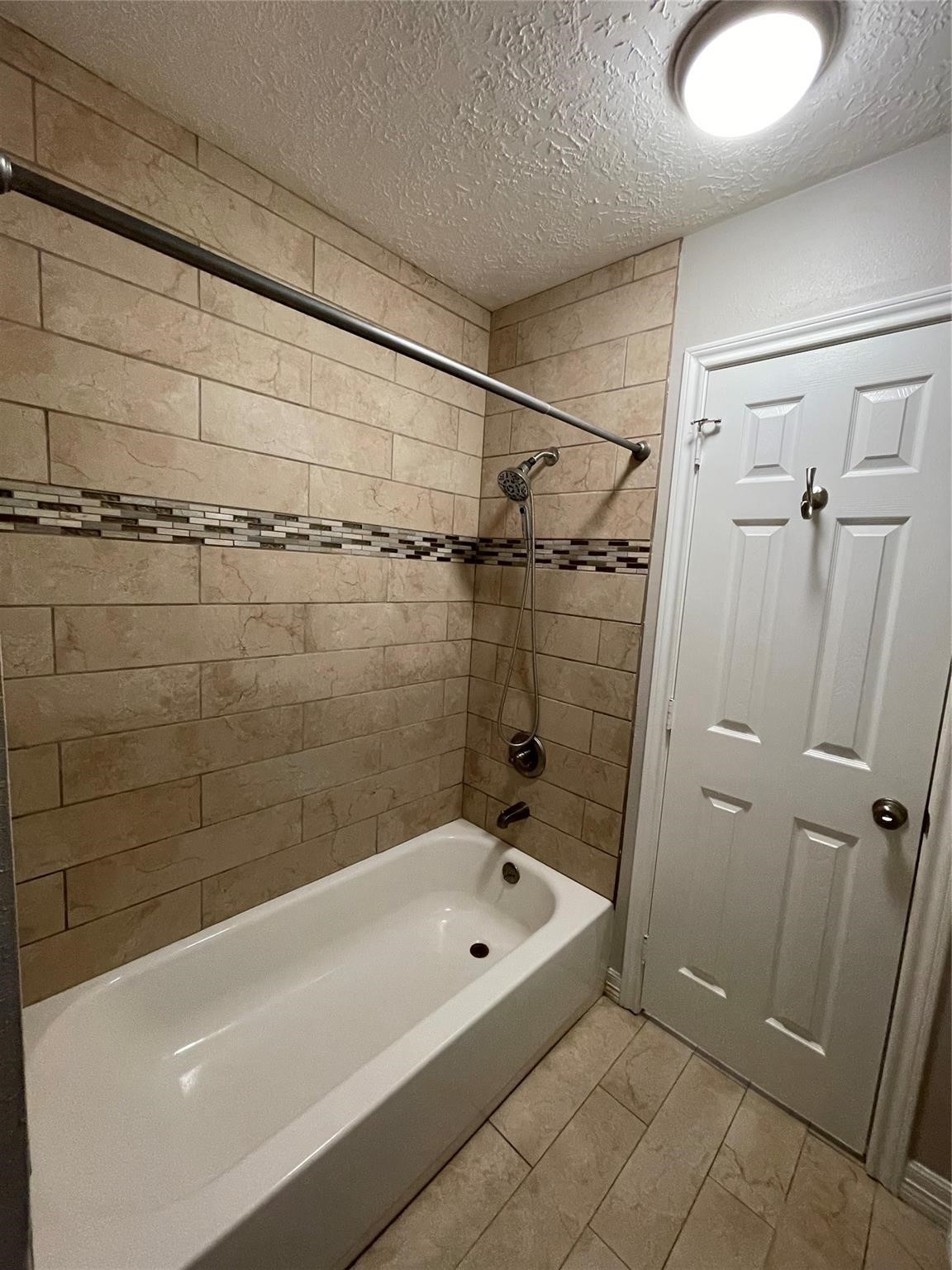16510 Oxnard Lane Property Photo 19
