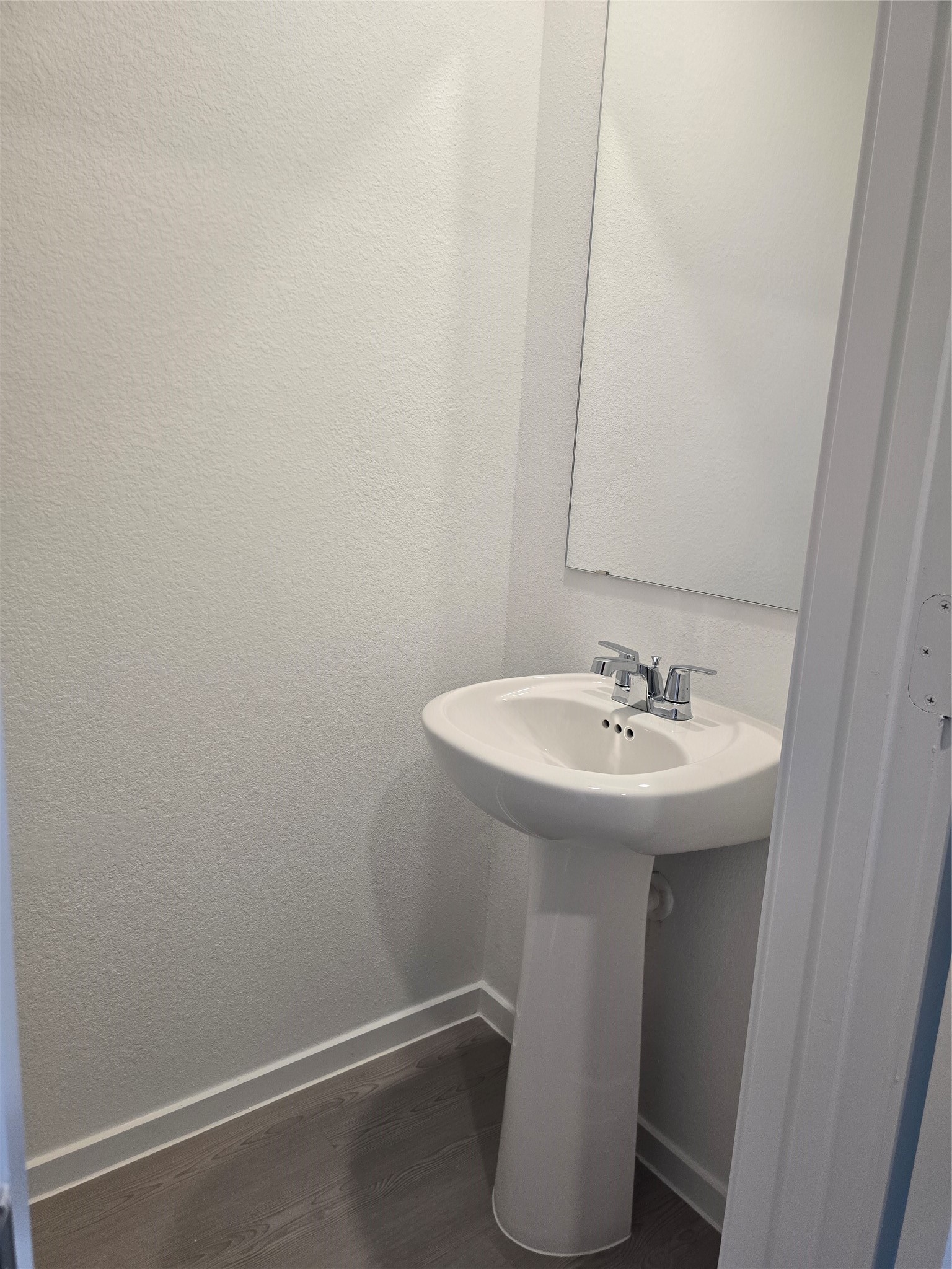 25446 Carnation Court Property Photo 3