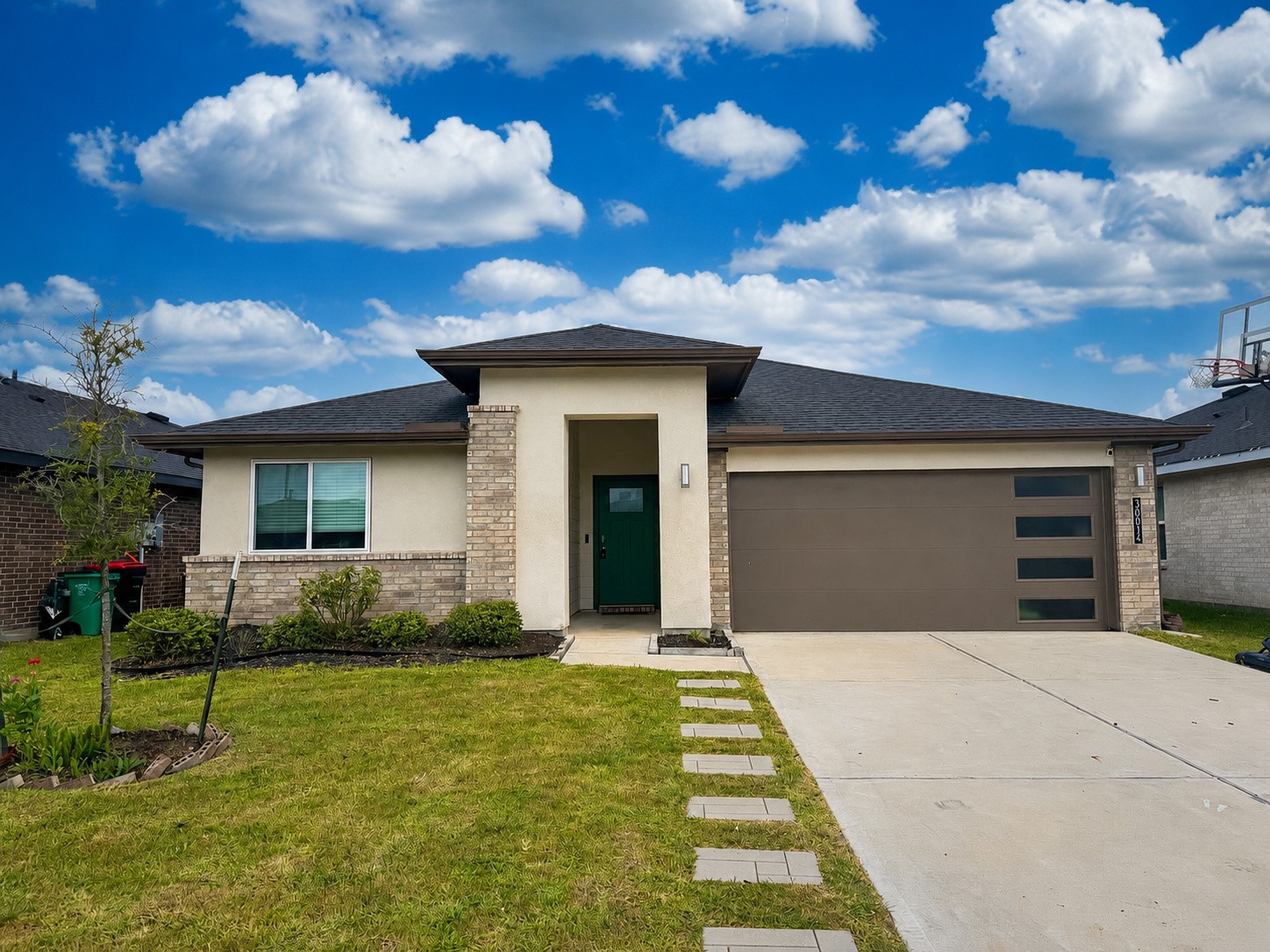 30014 Violet Sky Way Property Photo 1