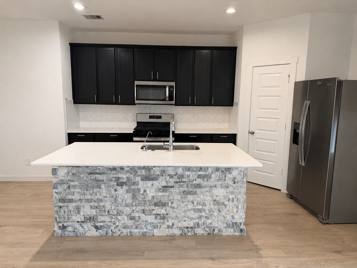 30014 Violet Sky Way Property Photo 7
