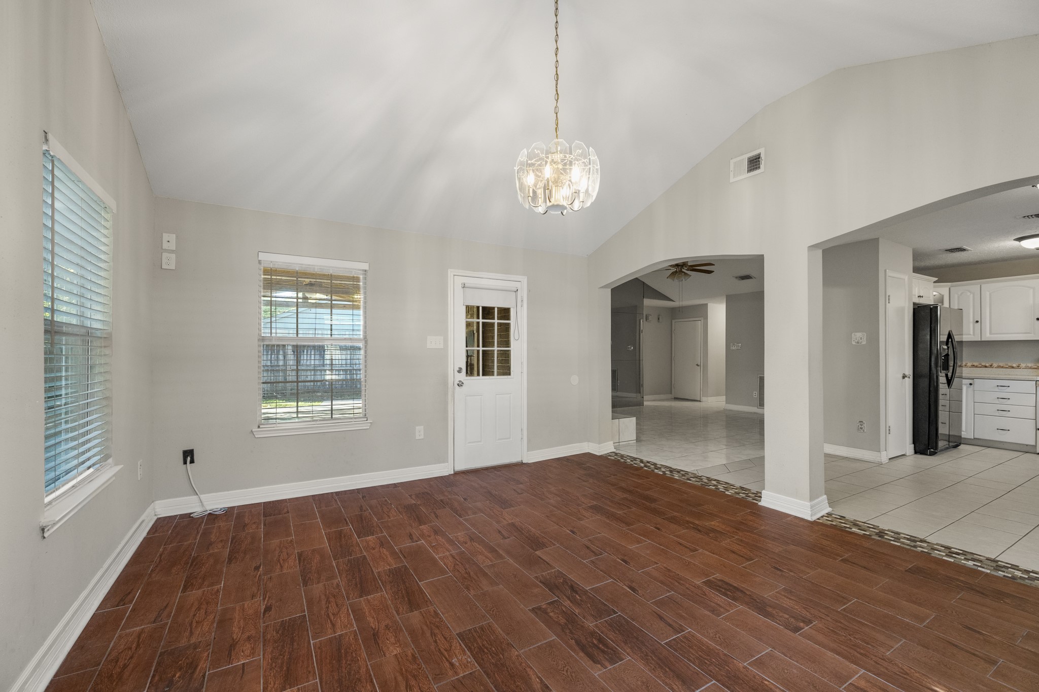 23826 Lestergate Drive Property Photo 10