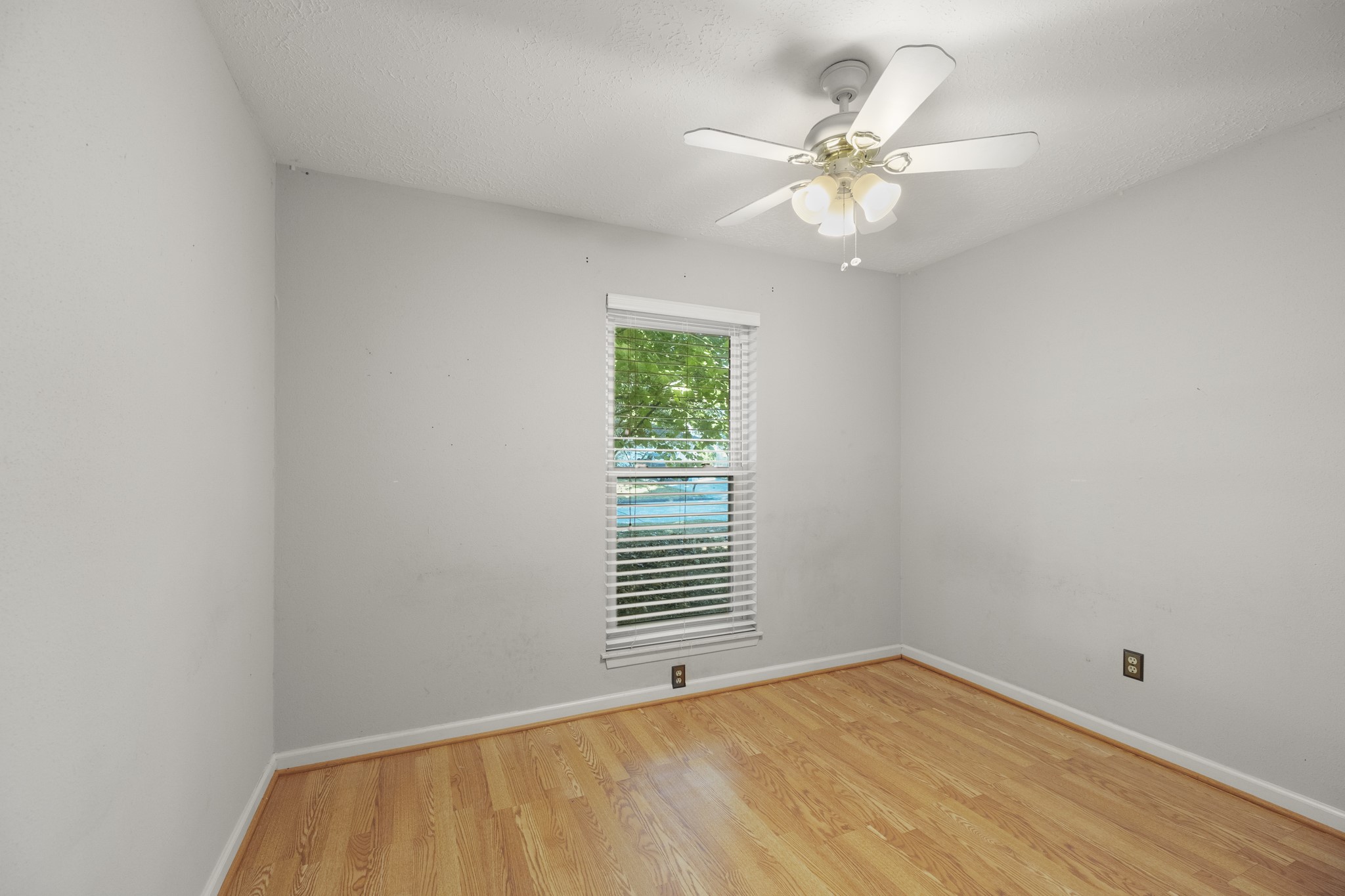 23826 Lestergate Drive Property Photo 21