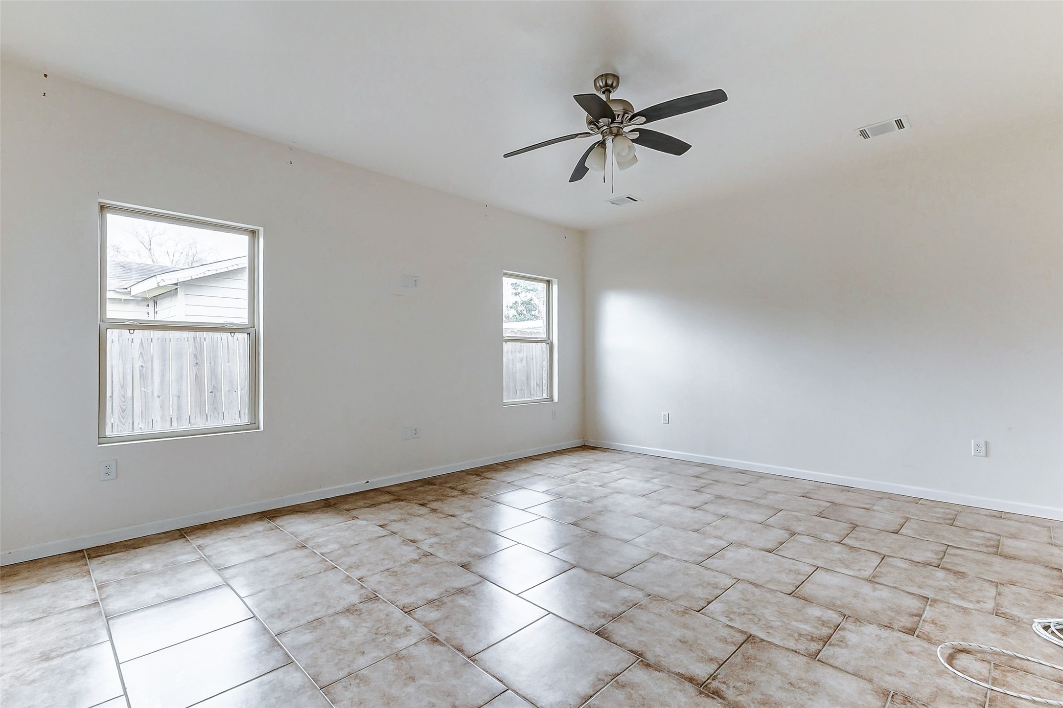 2633 Front Street Property Photo 12