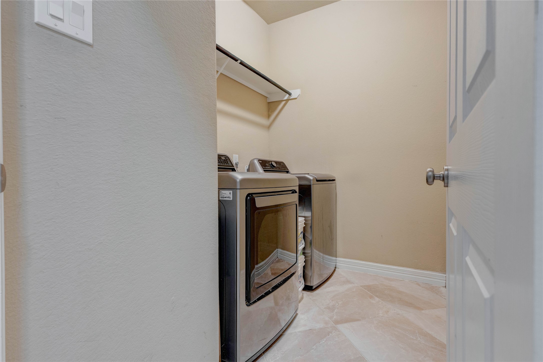 27810 Yorkshire Brook Lane Property Photo 44
