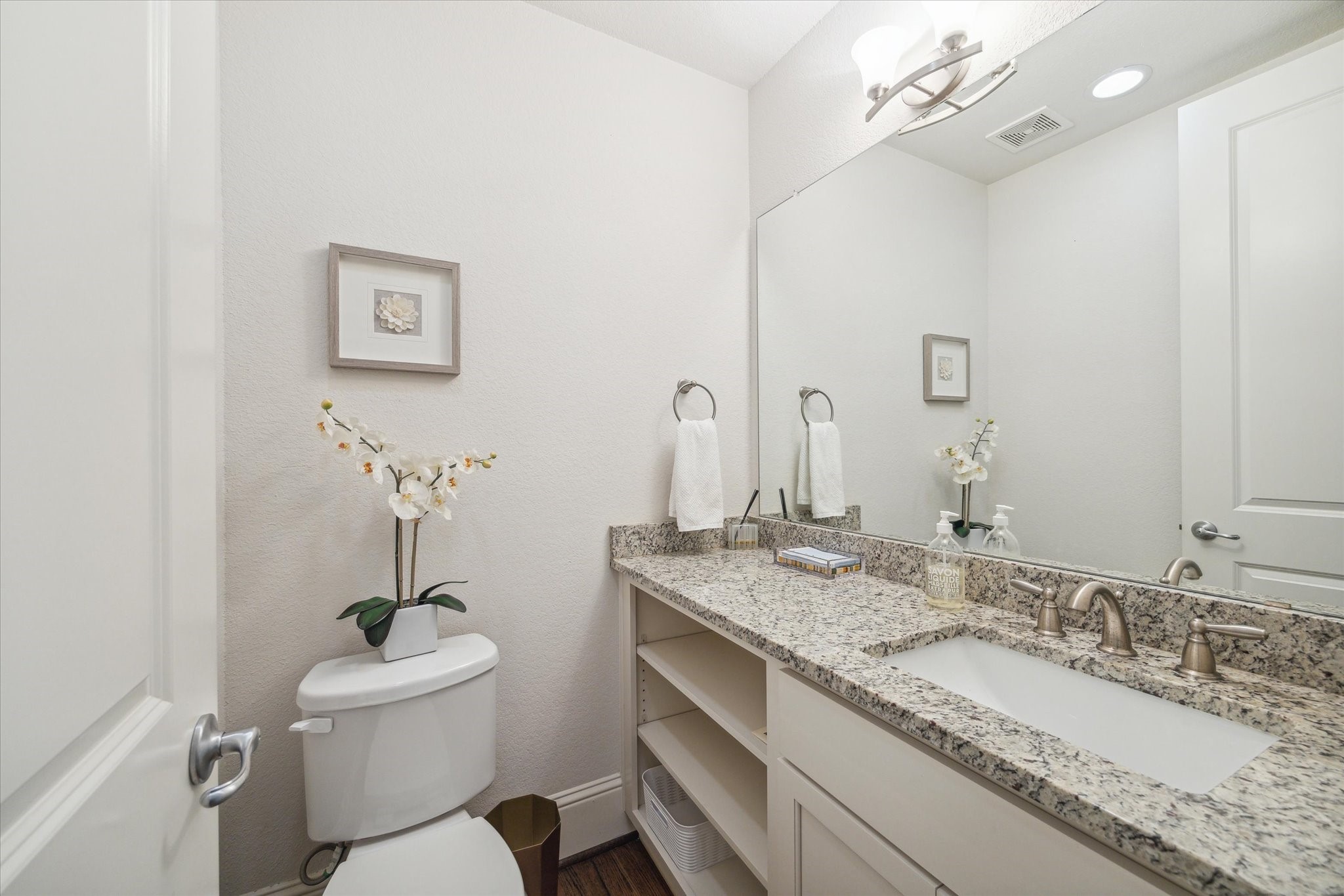 2618 Madeline Grove Drive Property Photo 11