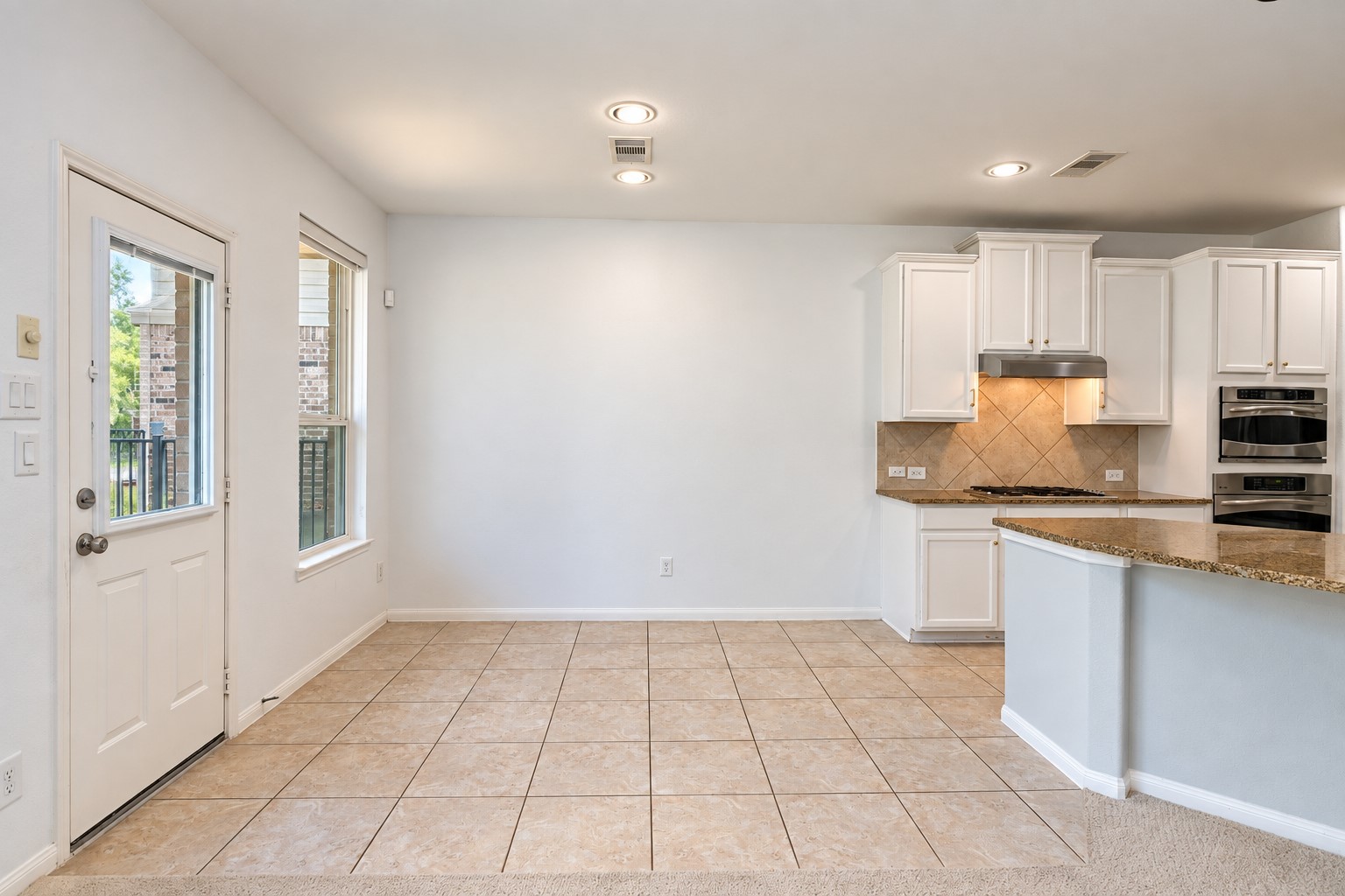 19510 Blushing Meadow Drive Property Photo 10