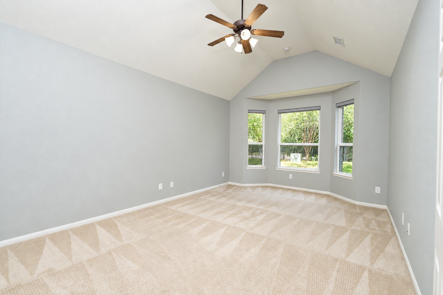 19510 Blushing Meadow Drive Property Photo 11