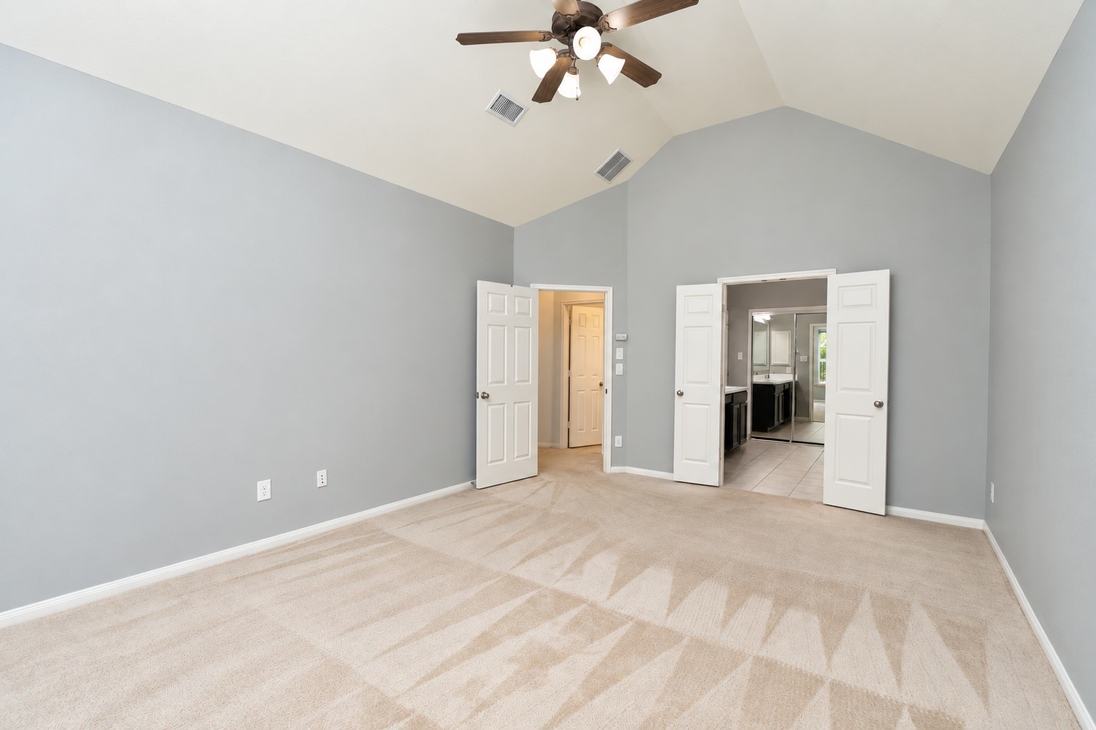19510 Blushing Meadow Drive Property Photo 12