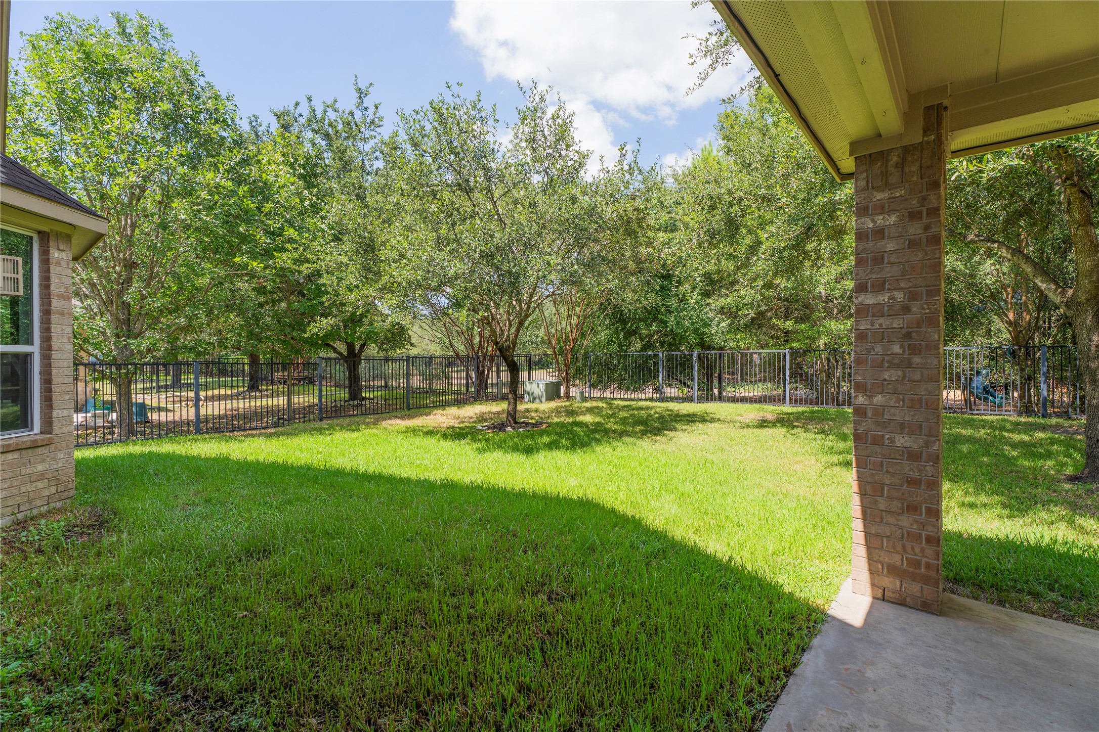19510 Blushing Meadow Drive Property Photo 28