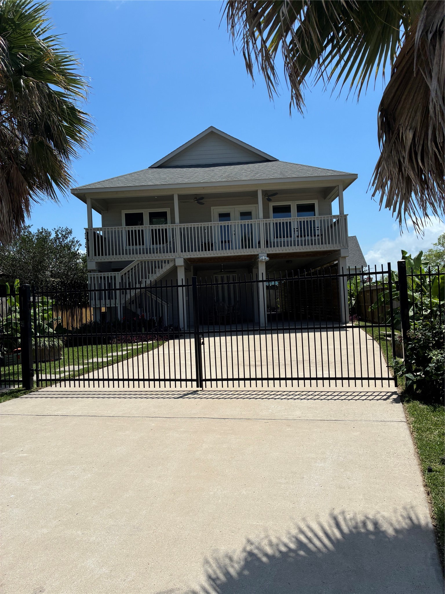 246 Debbie Lane Property Photo 1