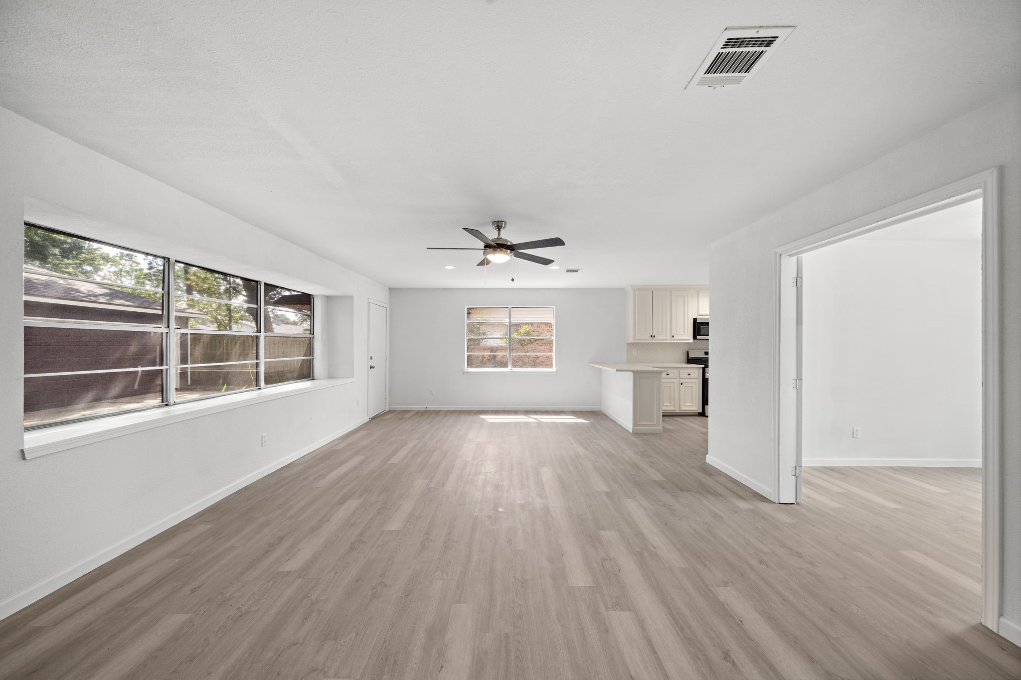 2526 Nightowl Trail Property Photo 9