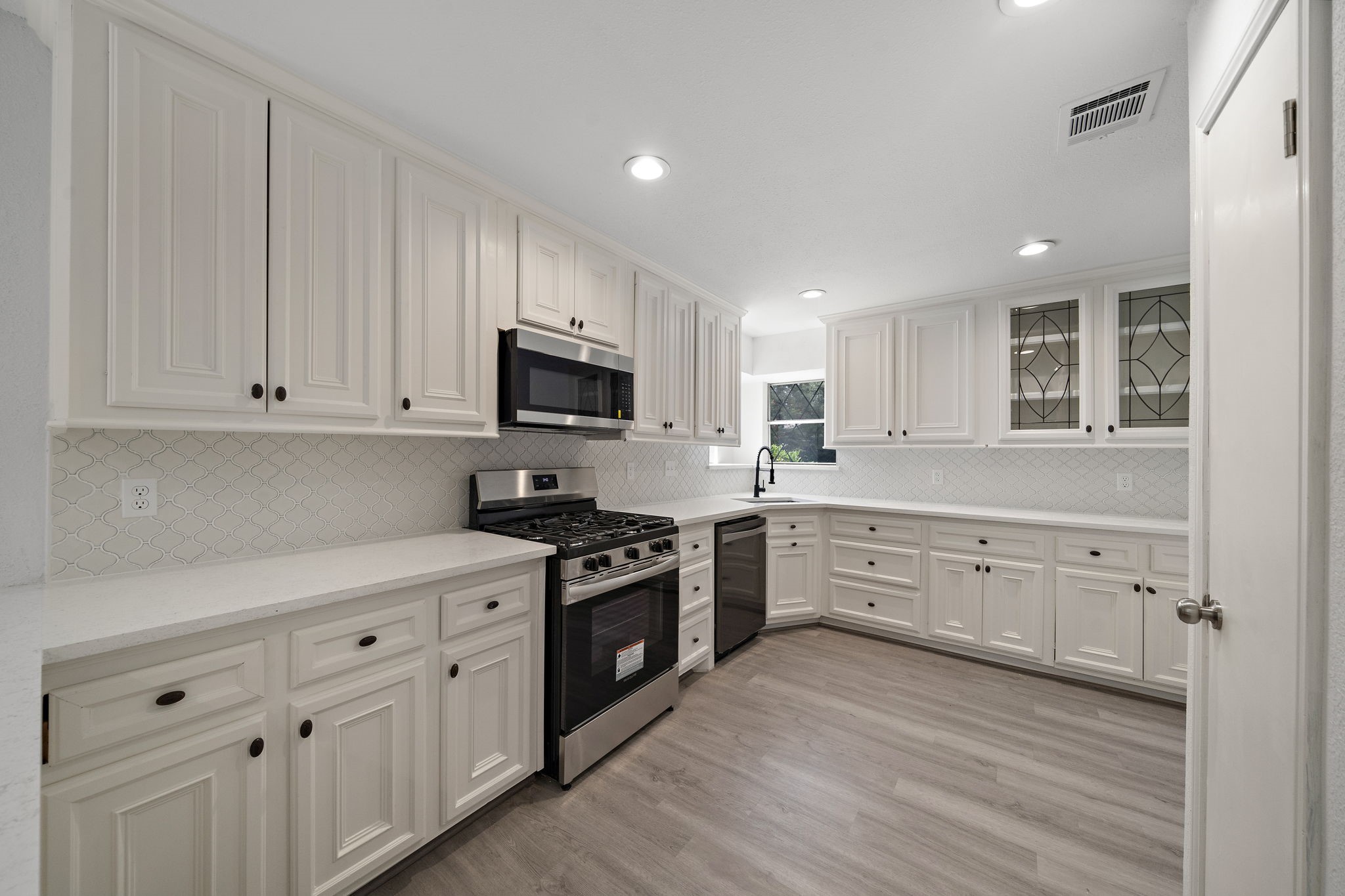 2526 Nightowl Trail Property Photo 16