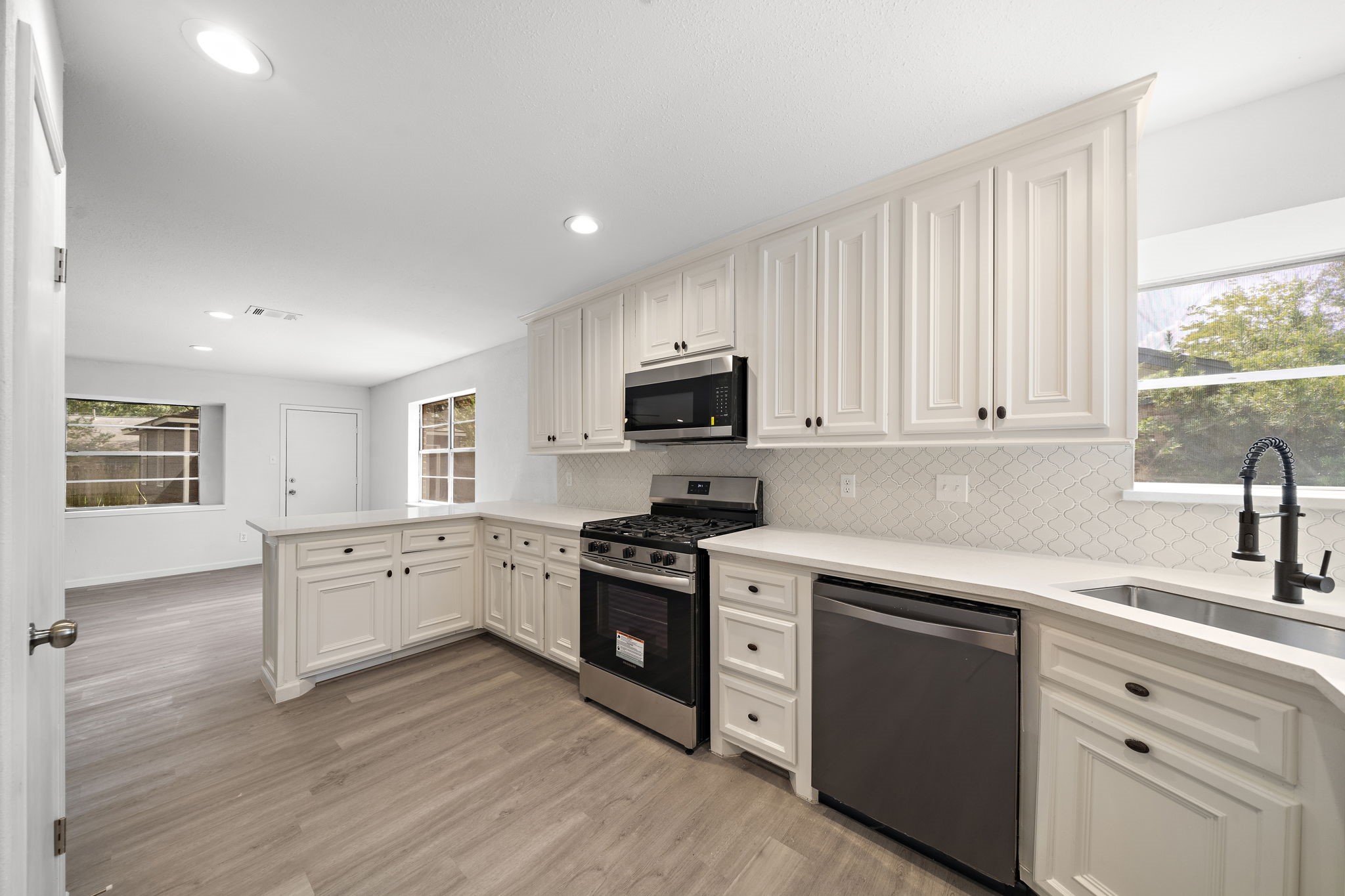 2526 Nightowl Trail Property Photo 18