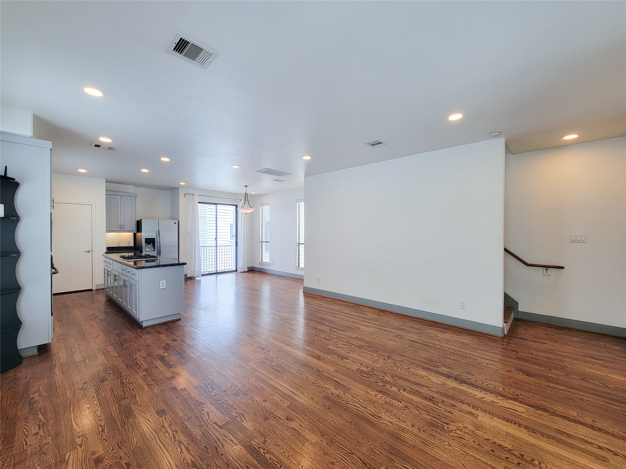 1432 Ennis Street Property Photo 12