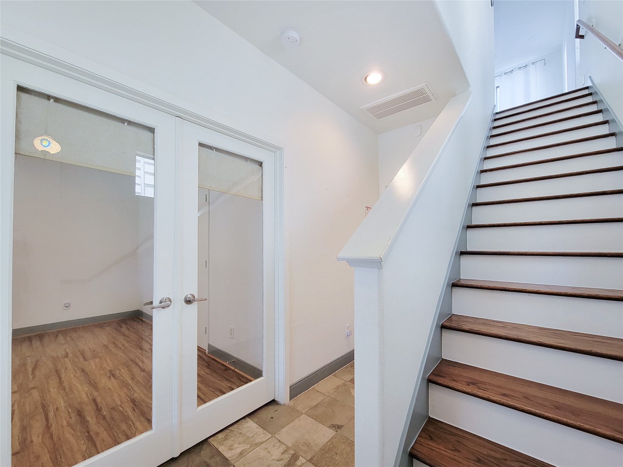 1432 Ennis Street Property Photo 21