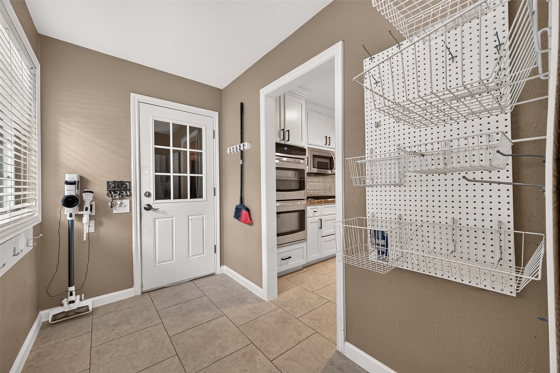 11111 Meadow Rue Street Property Photo 40