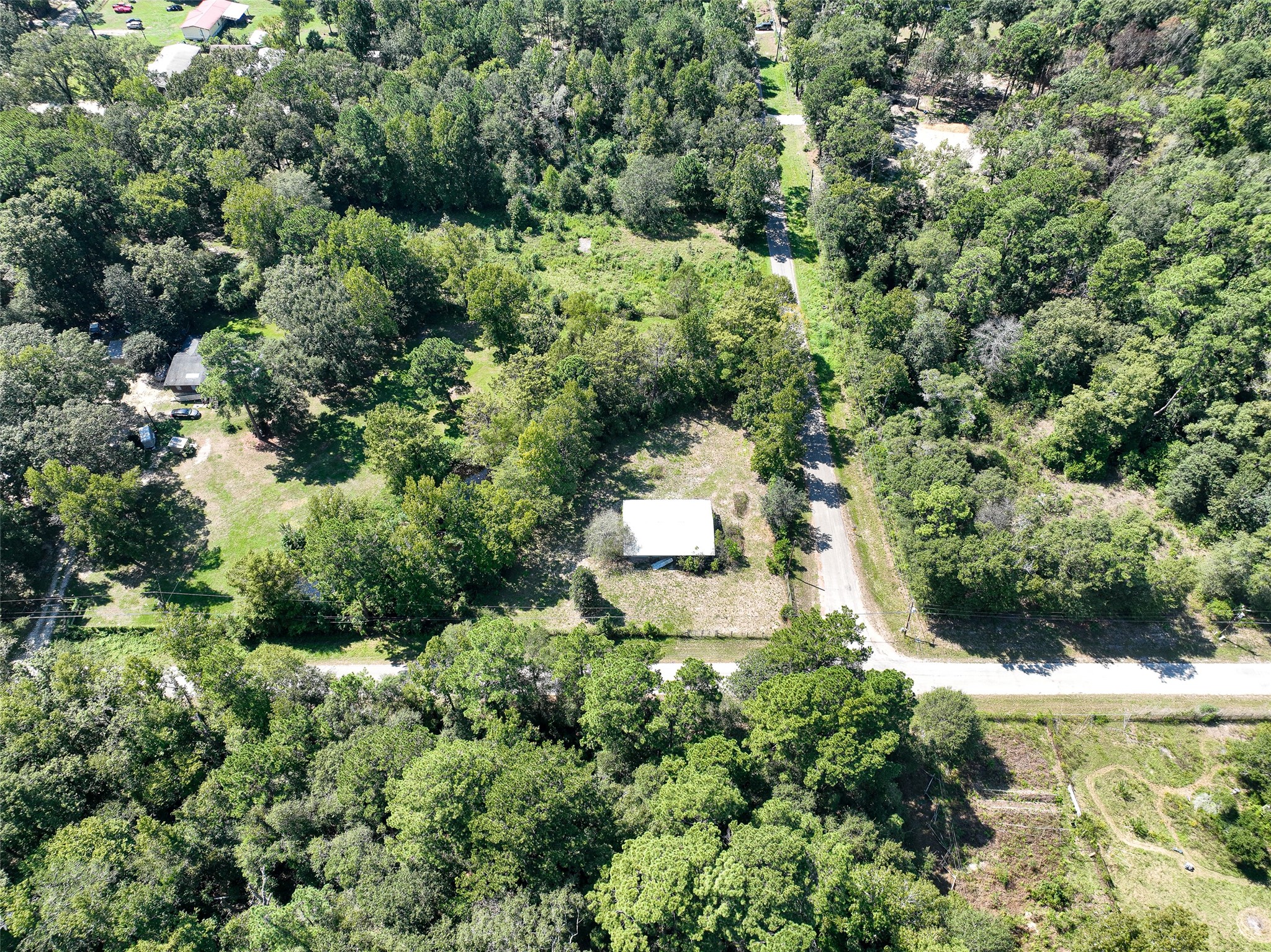 126 County Road 3707 Property Photo 3