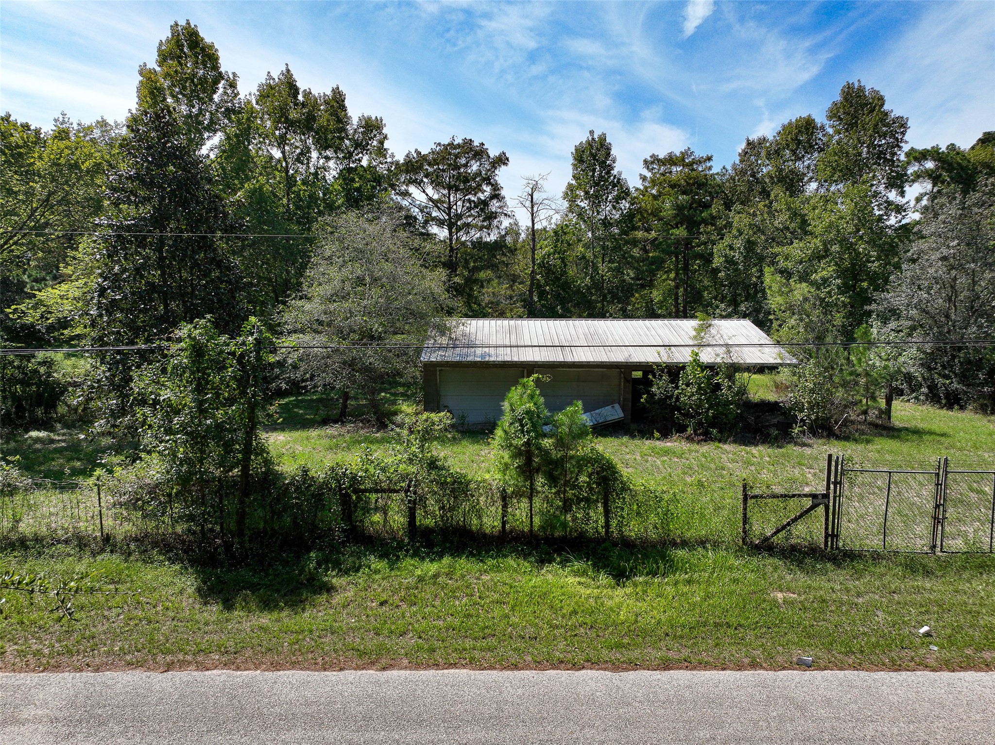 126 County Road 3707 Property Photo 13