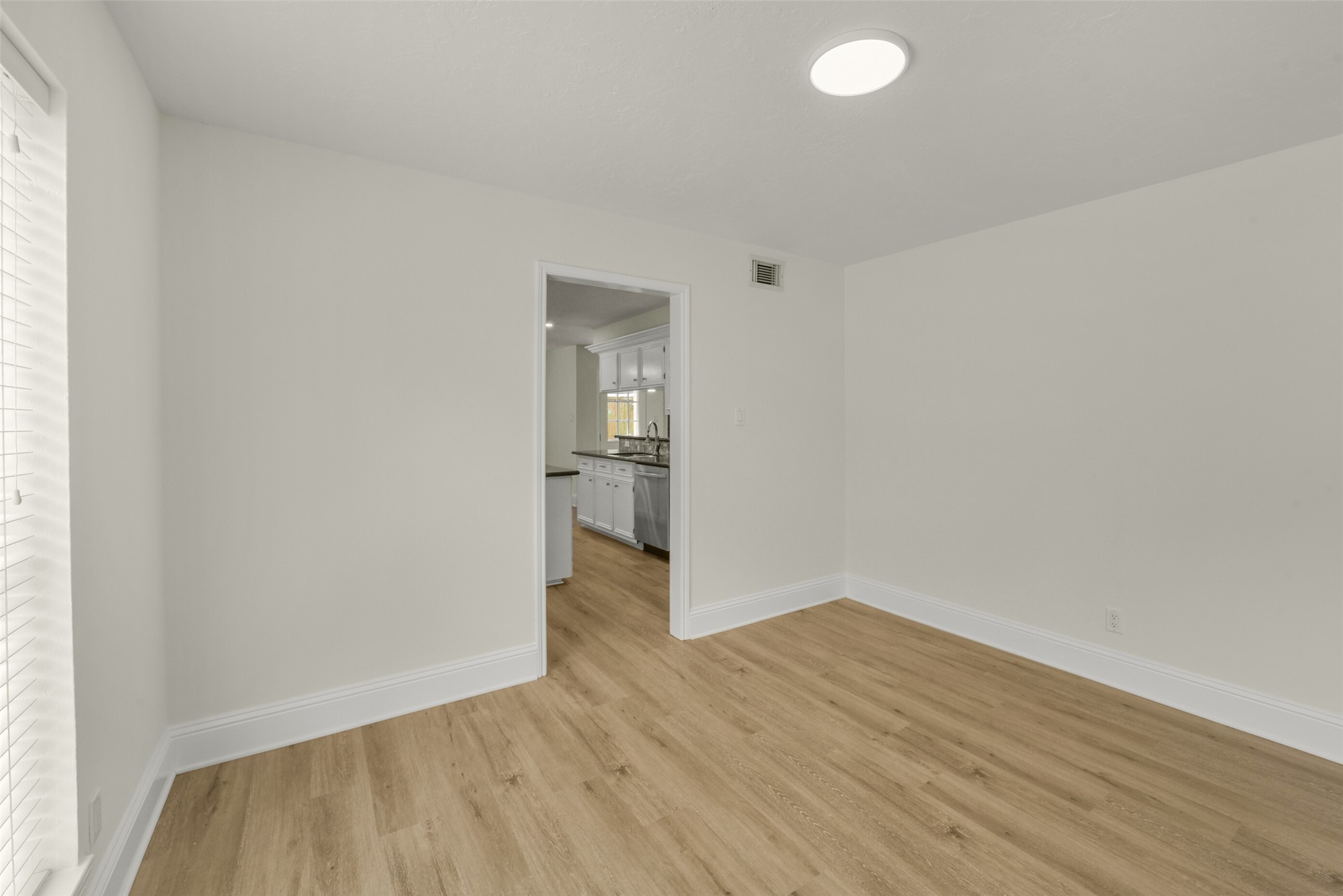 6206 Jamestown Colony Drive Property Photo 4