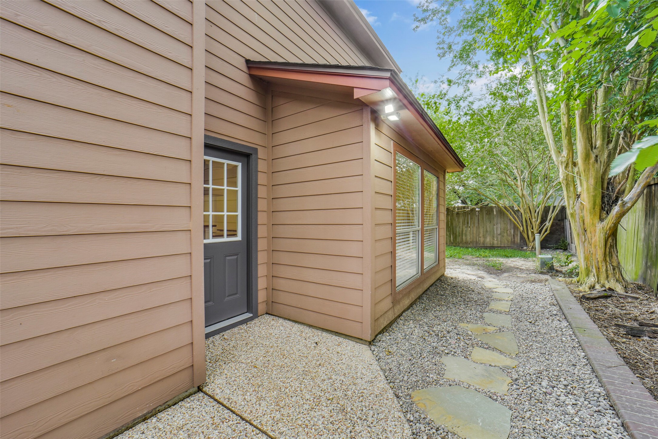 6206 Jamestown Colony Drive Property Photo 20