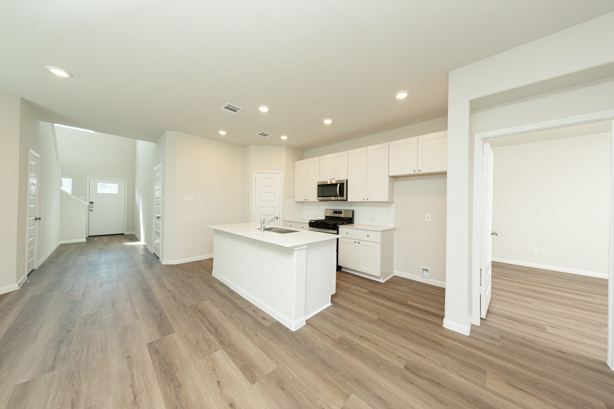 13509 Sauger Court Property Photo 6