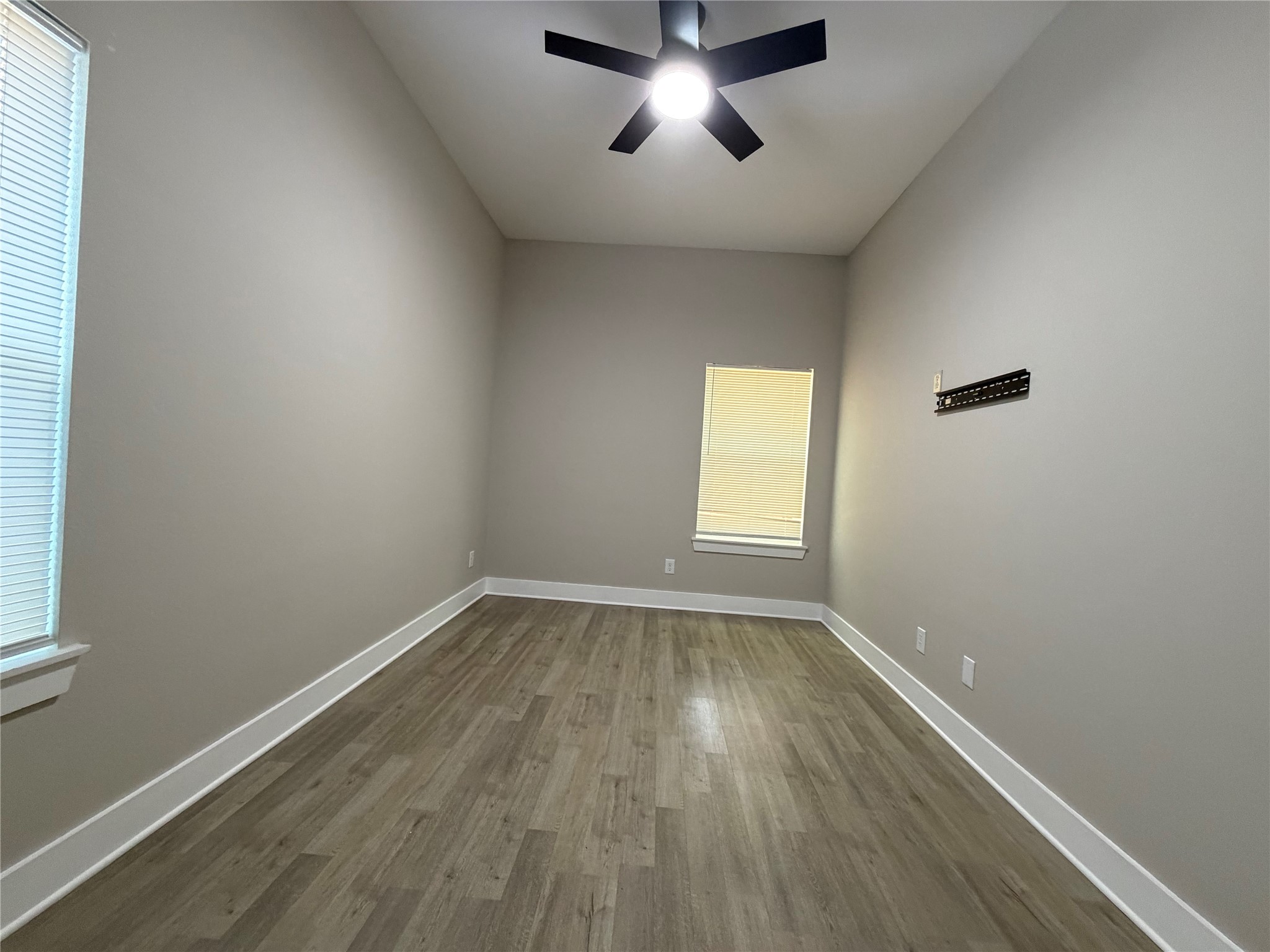 8114 Double Avenue A Property Photo 5