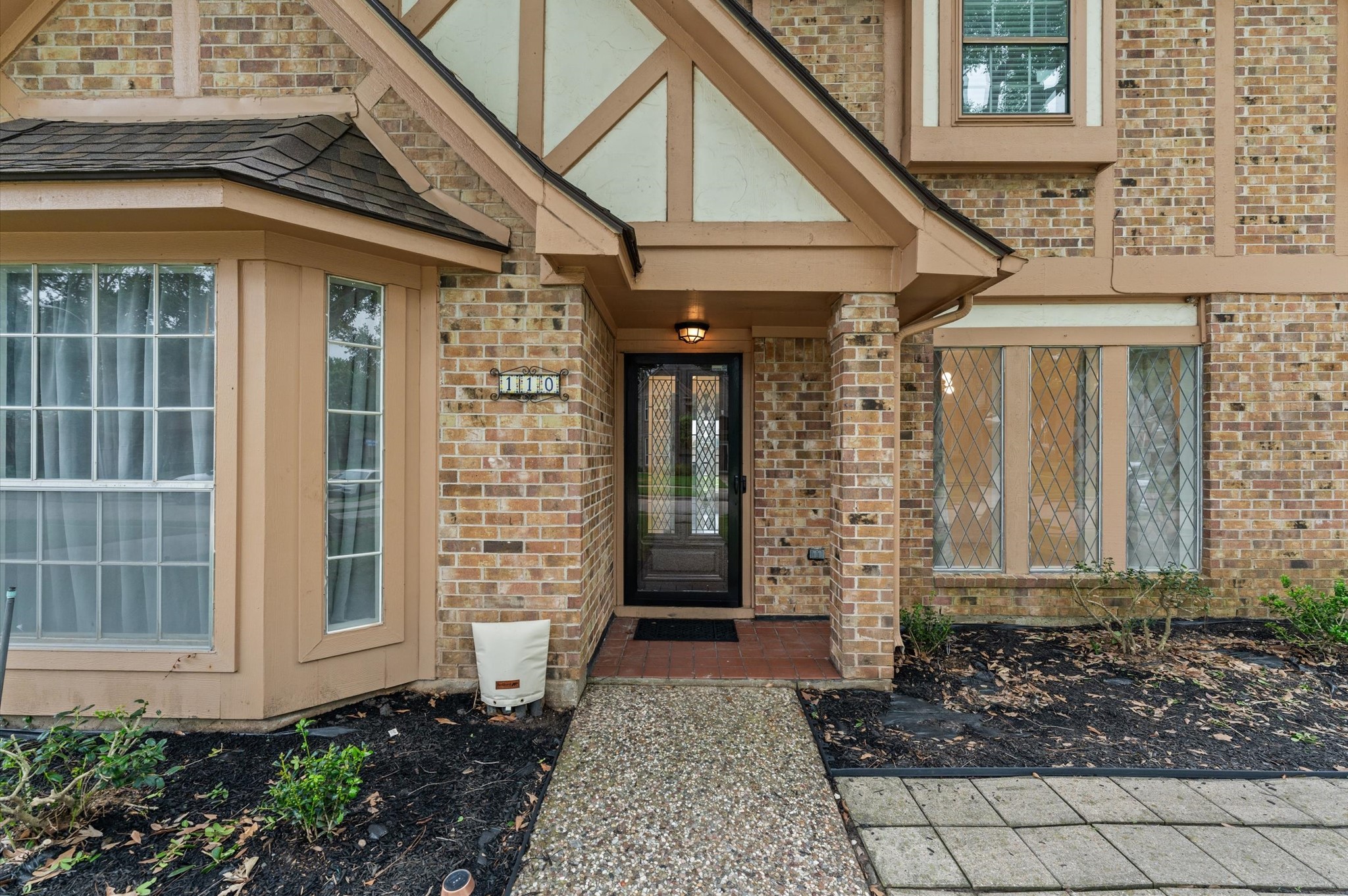 110 Shadow Wood Drive Property Photo 3