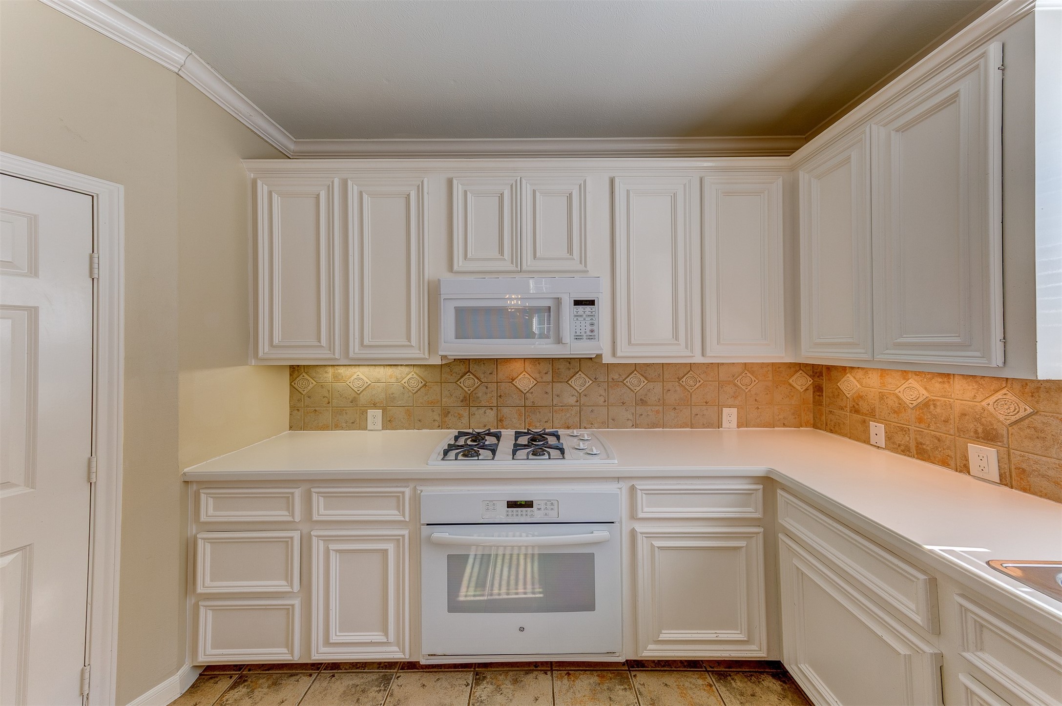 4811 Austin Street B Property Photo 15