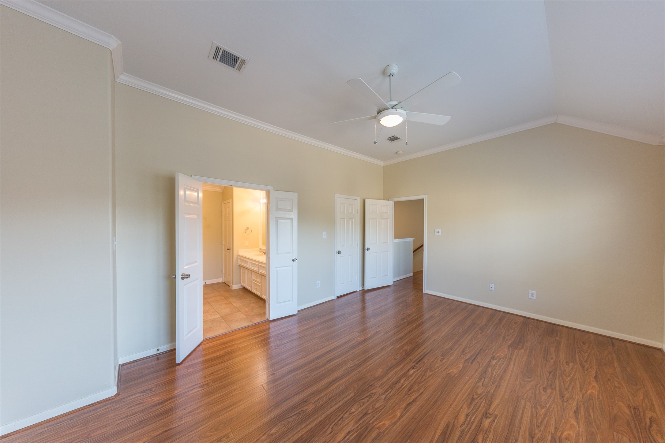 4811 Austin Street B Property Photo 19