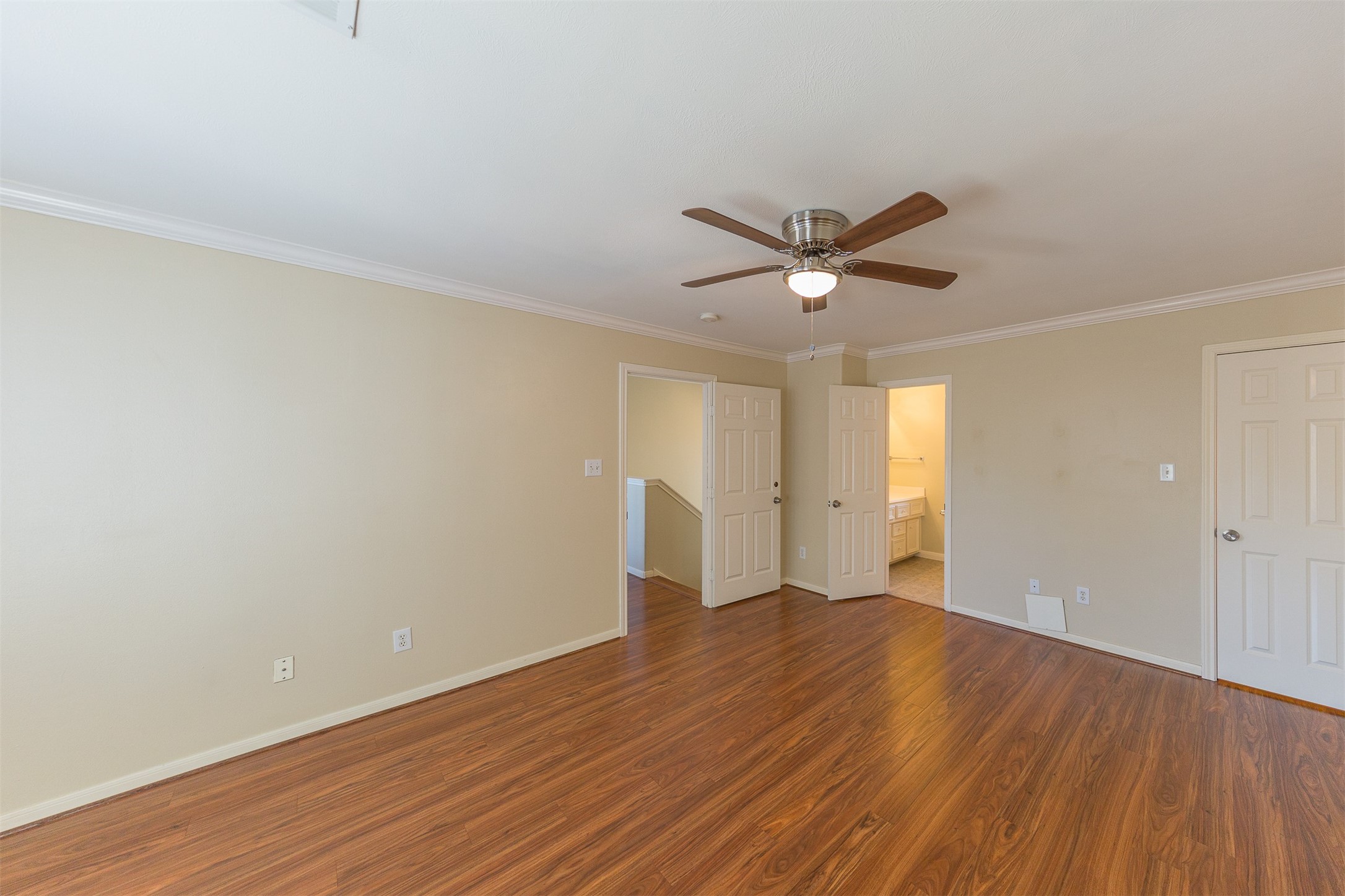 4811 Austin Street B Property Photo 24