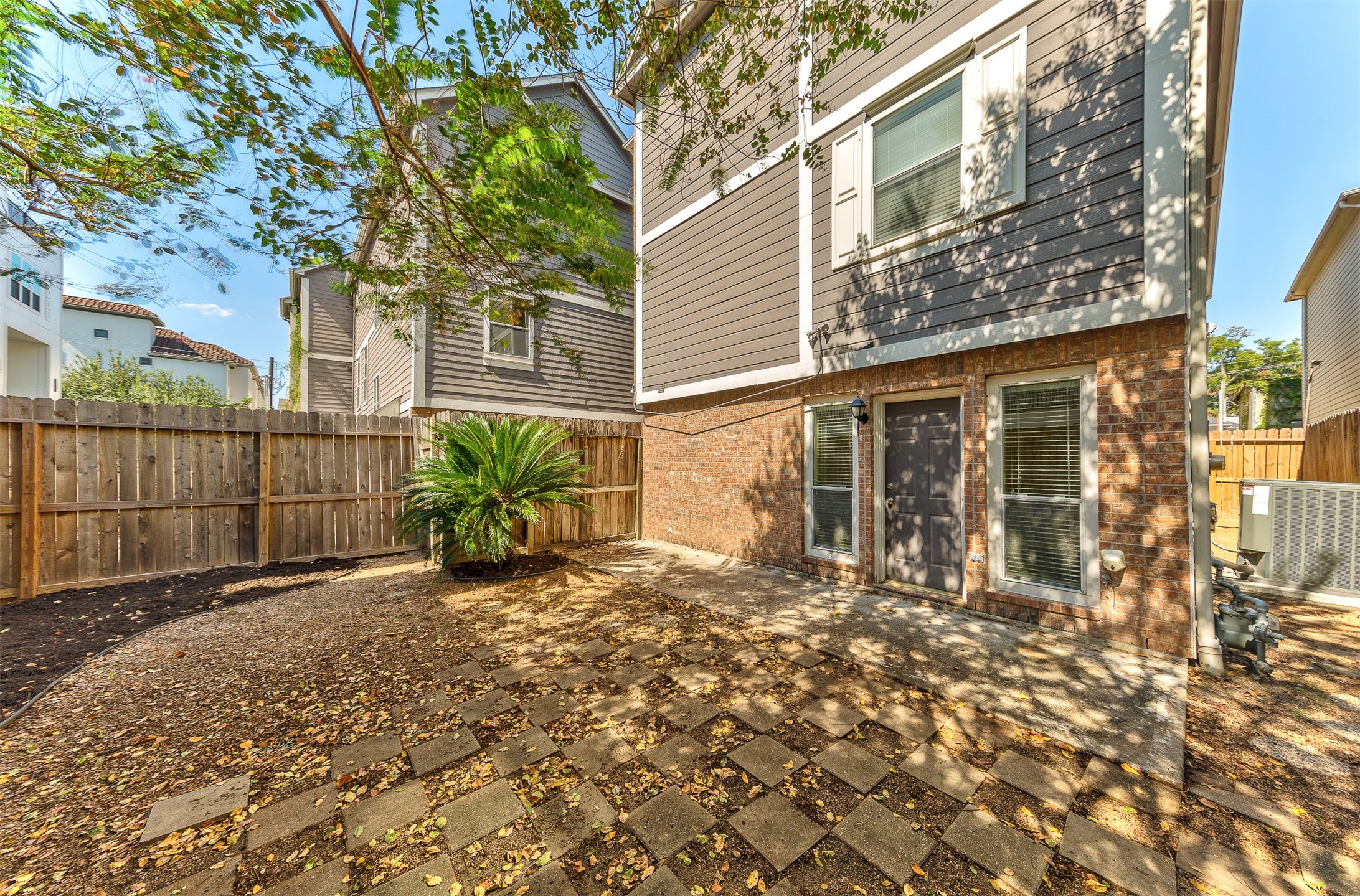 4811 Austin Street B Property Photo 29