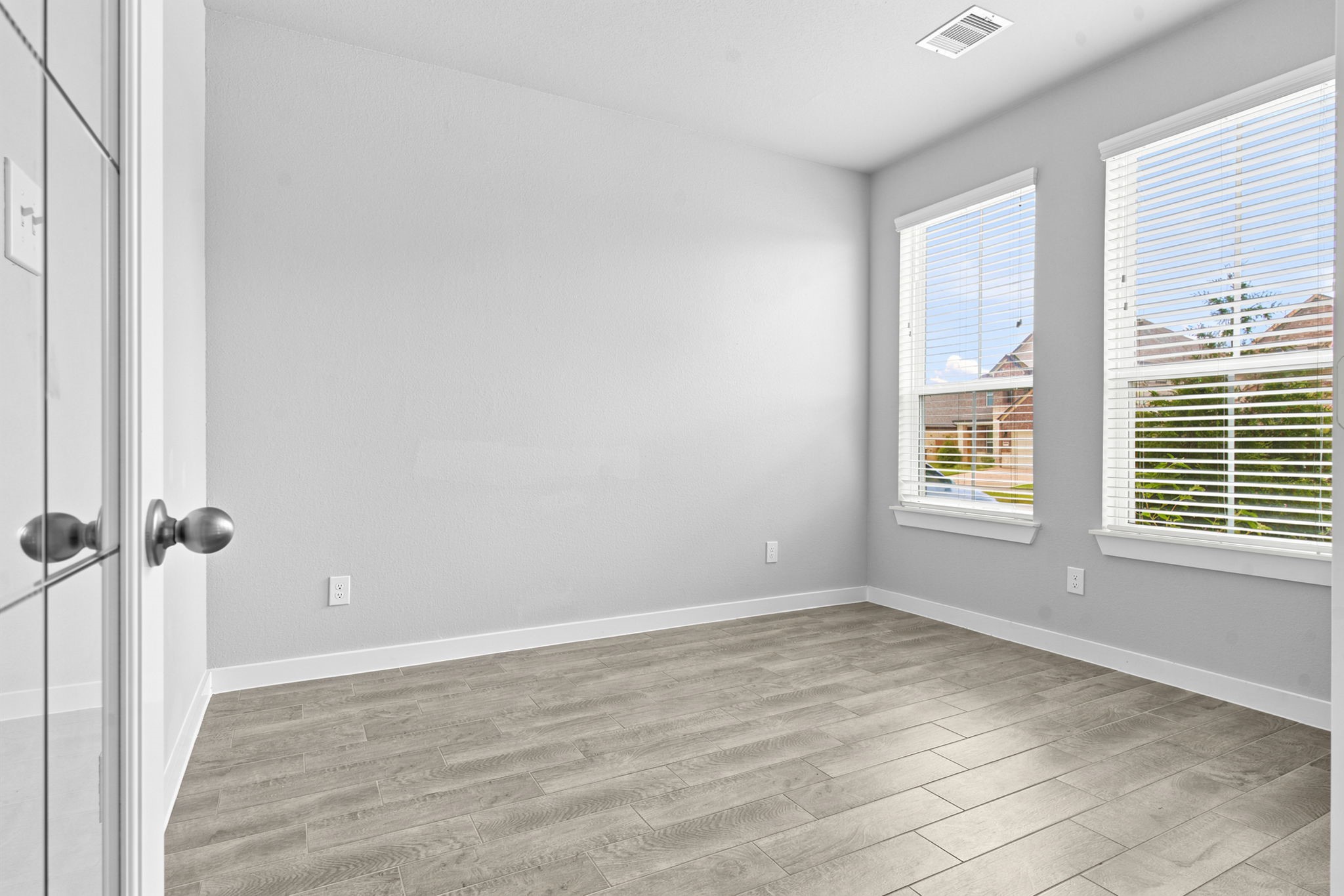 5419 Sunstone Circle Property Photo 4