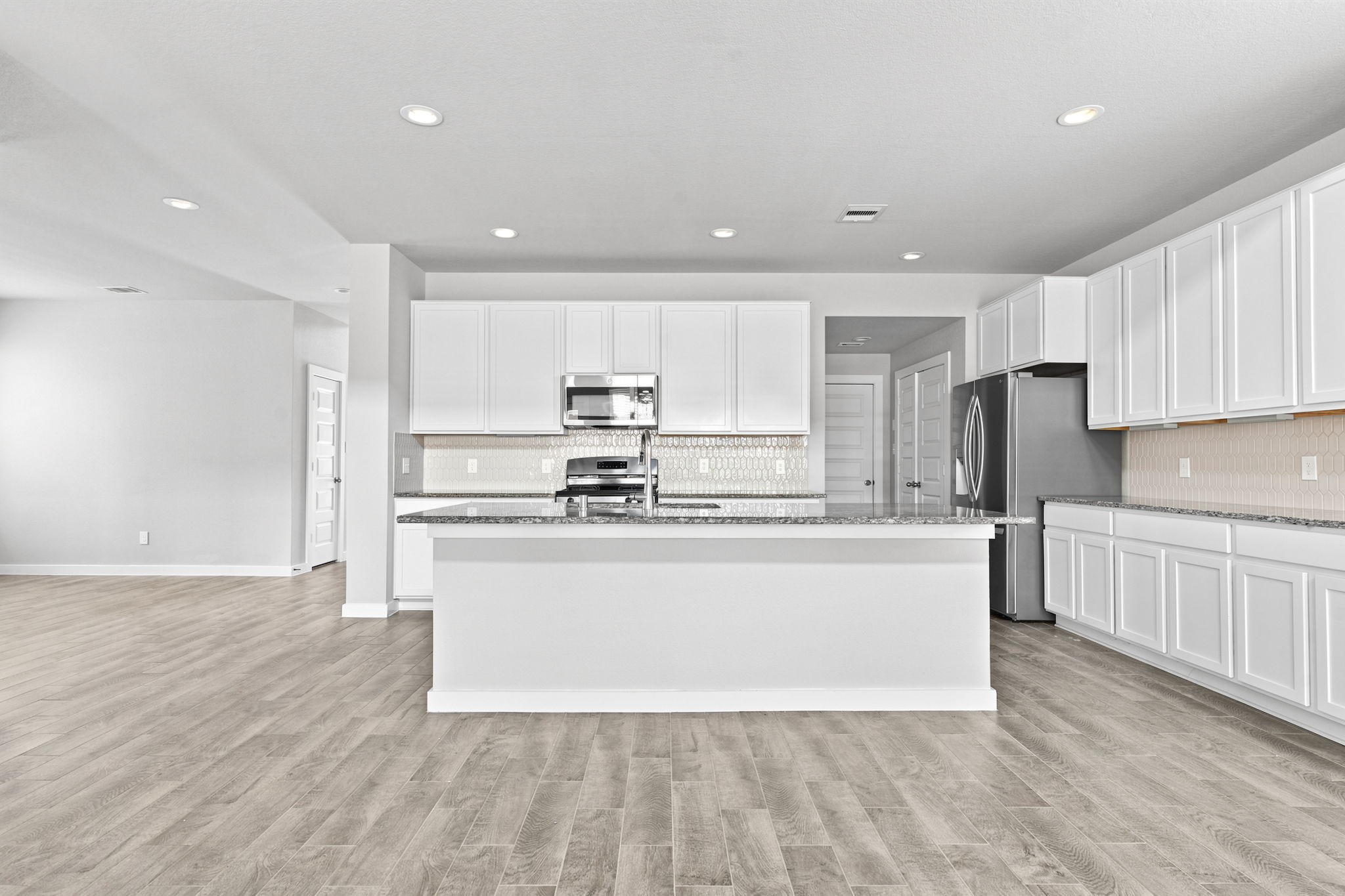 5419 Sunstone Circle Property Photo 8