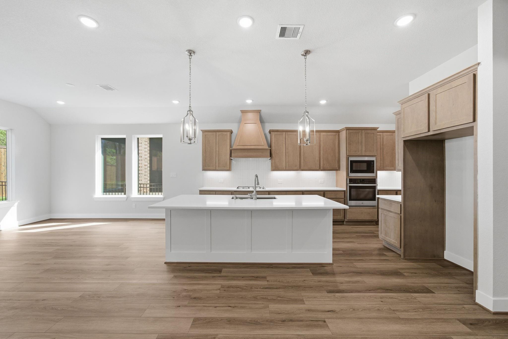 10026 Larkin Cove Property Photo 9