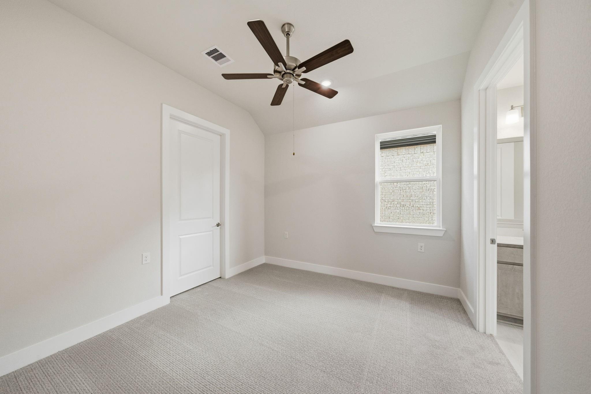 10026 Larkin Cove Property Photo 31