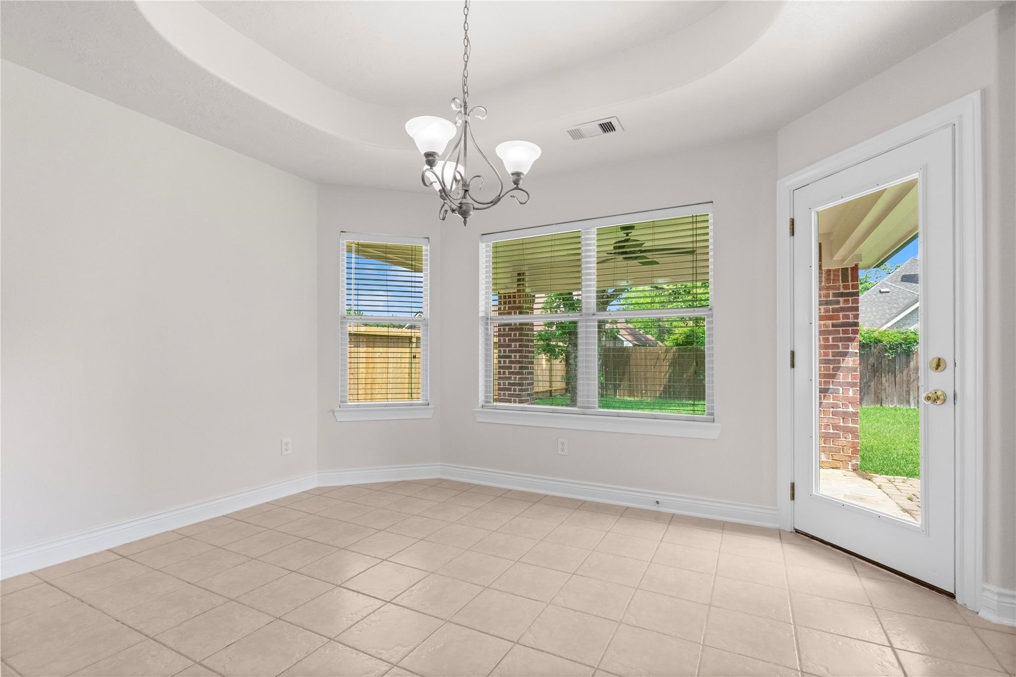 12222 Walden Road Property Photo 12
