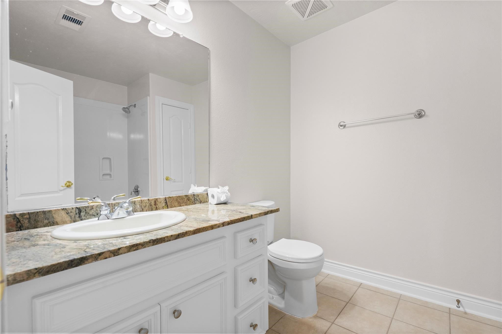 12222 Walden Road Property Photo 21