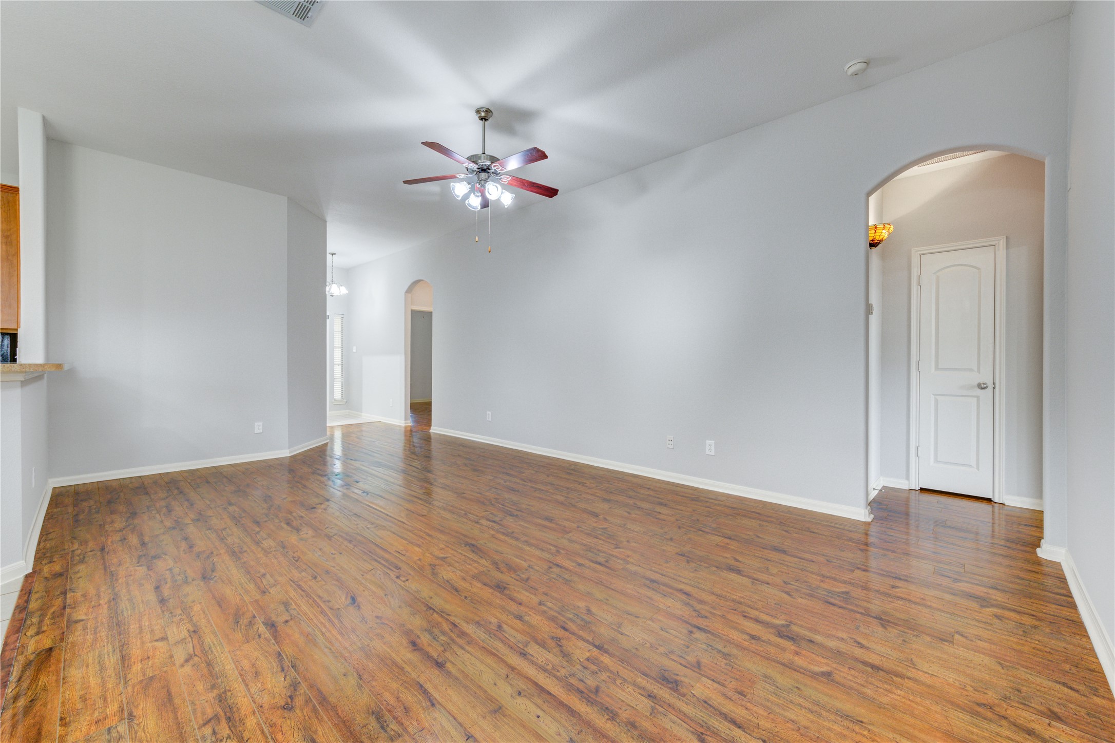 6030 Starbrook Creek Drive Property Photo 8